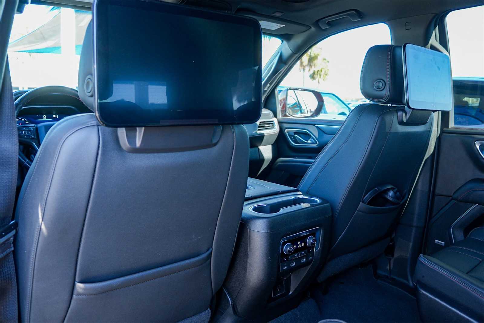 Thumbnail: 2022 Chevrolet Tahoe - 12