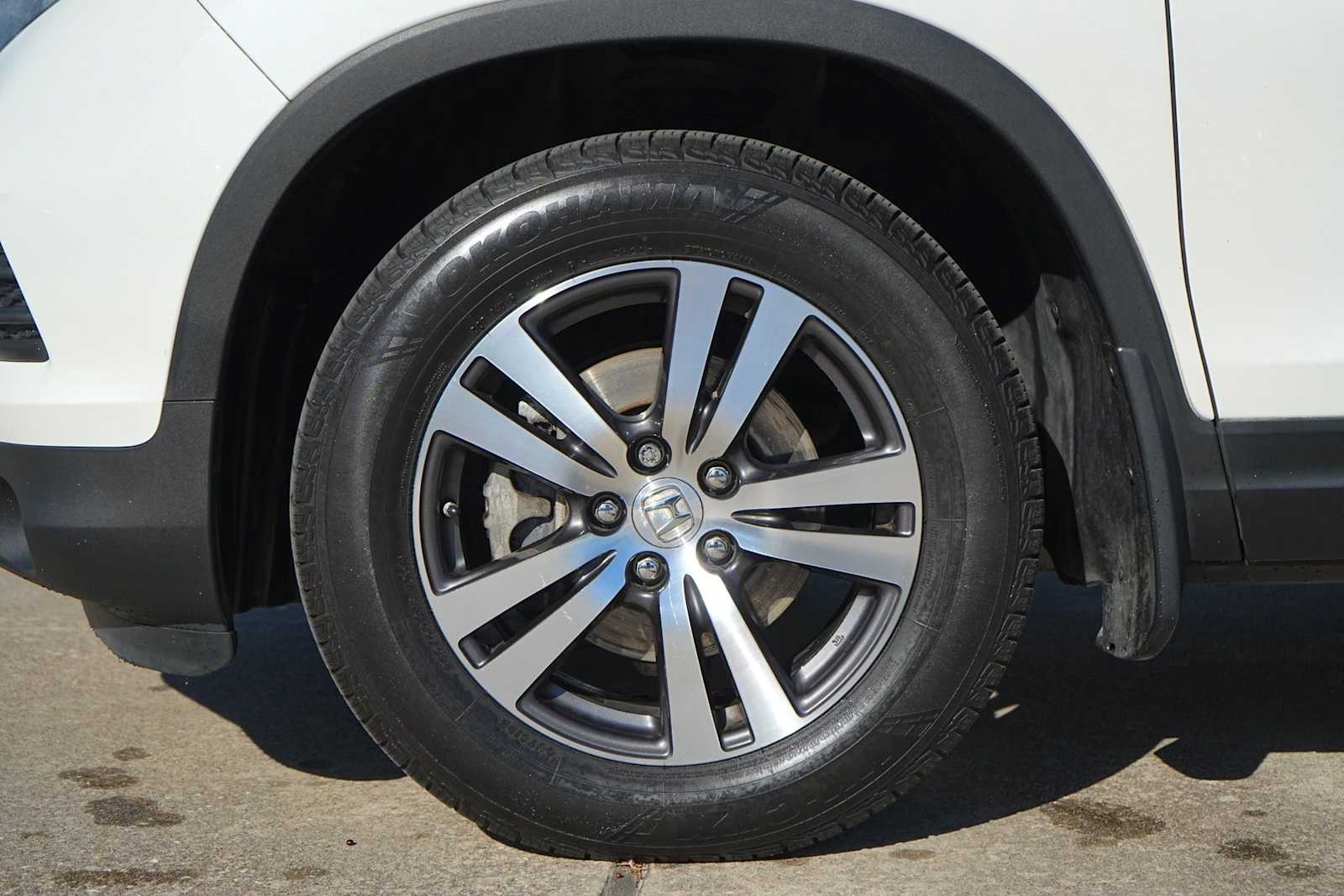 Thumbnail: 2016 Honda Pilot - 7