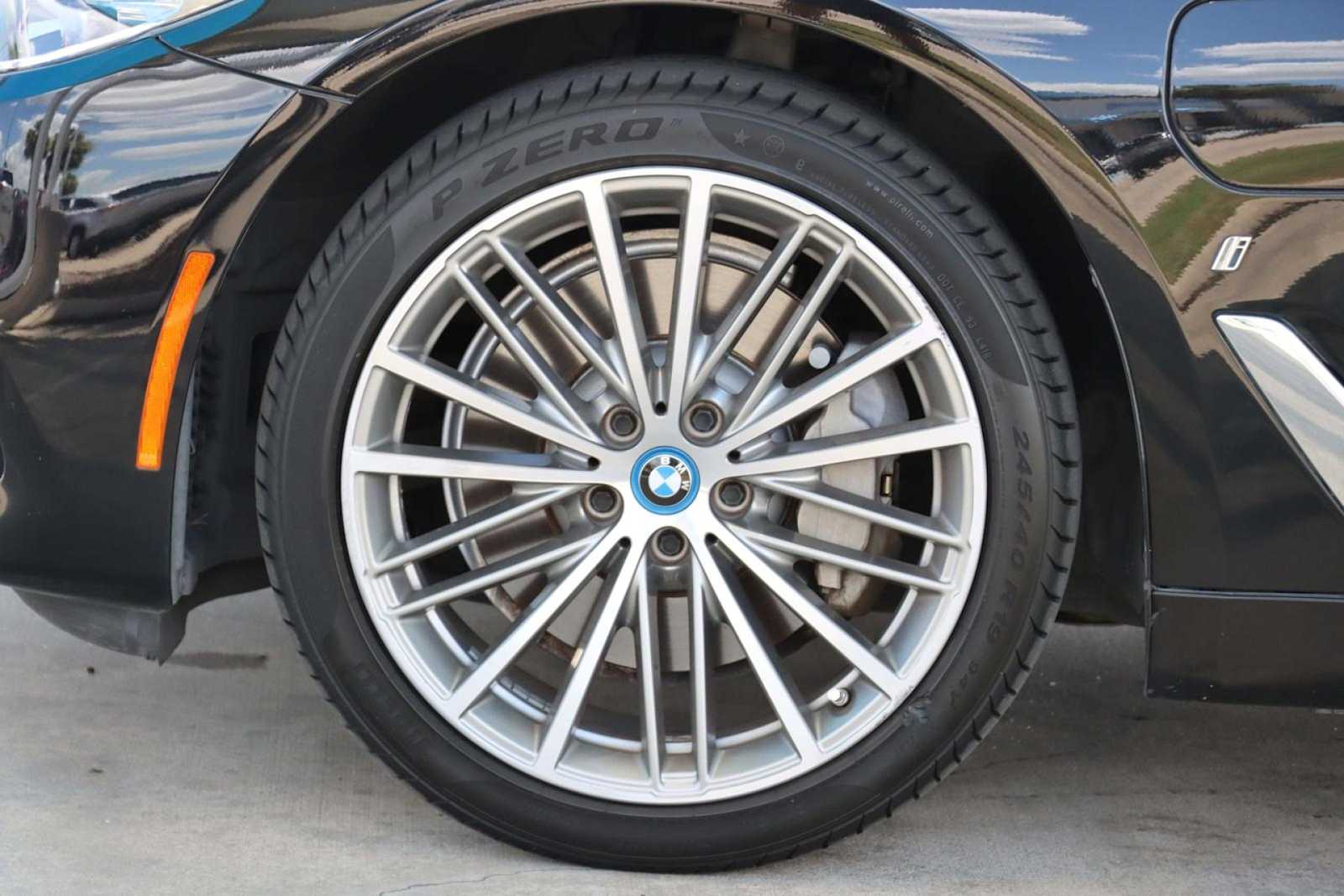 Thumbnail: 2018 BMW 5 Series - 8
