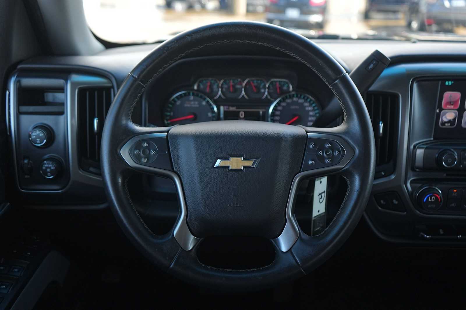 Thumbnail: 2015 Chevrolet Silverado 1500 - 16