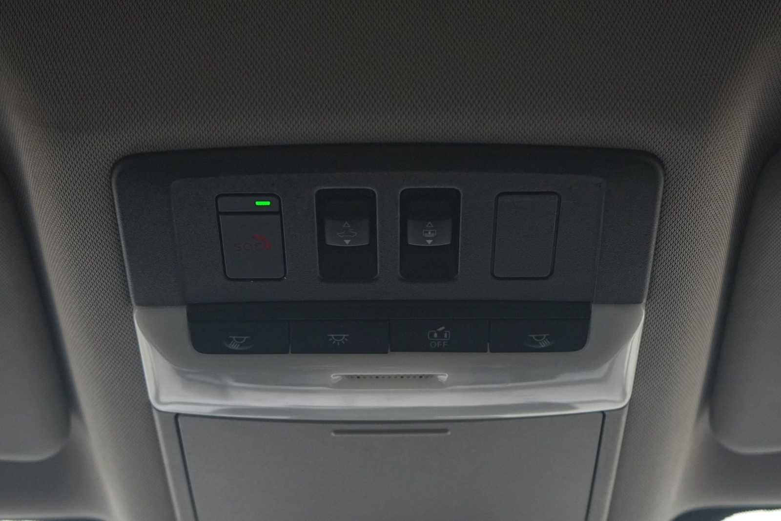 Thumbnail: 2023 Nissan Rogue - 23