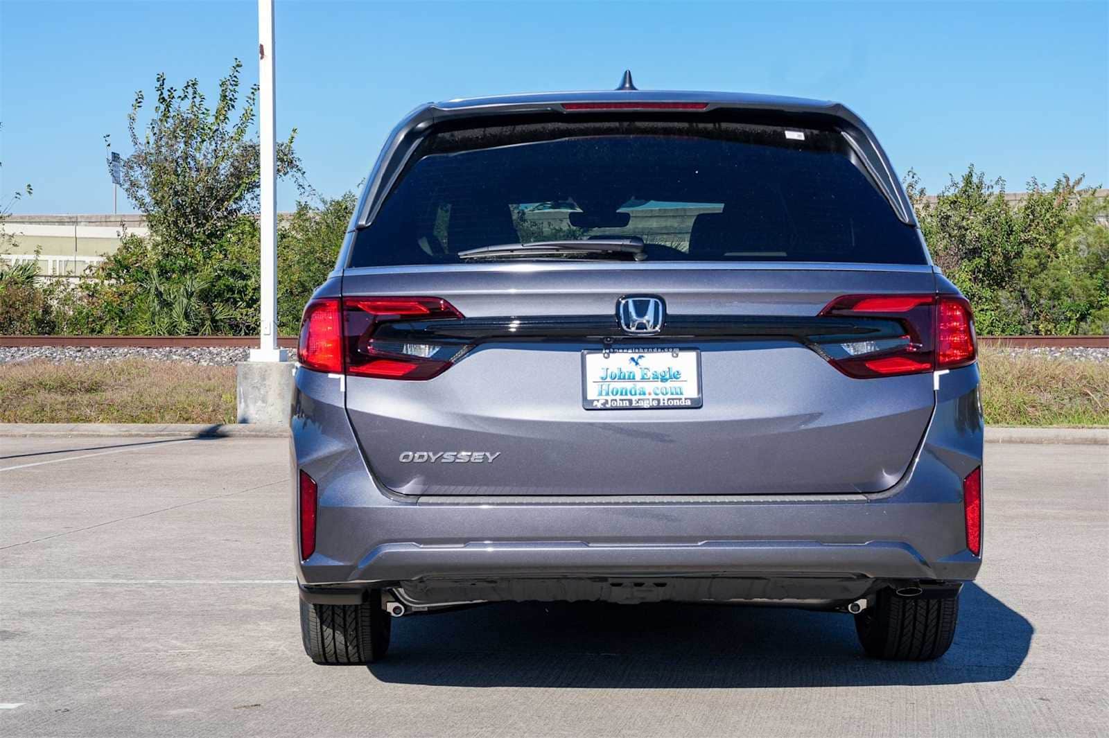 Thumbnail: 2026 Honda Odyssey - 5