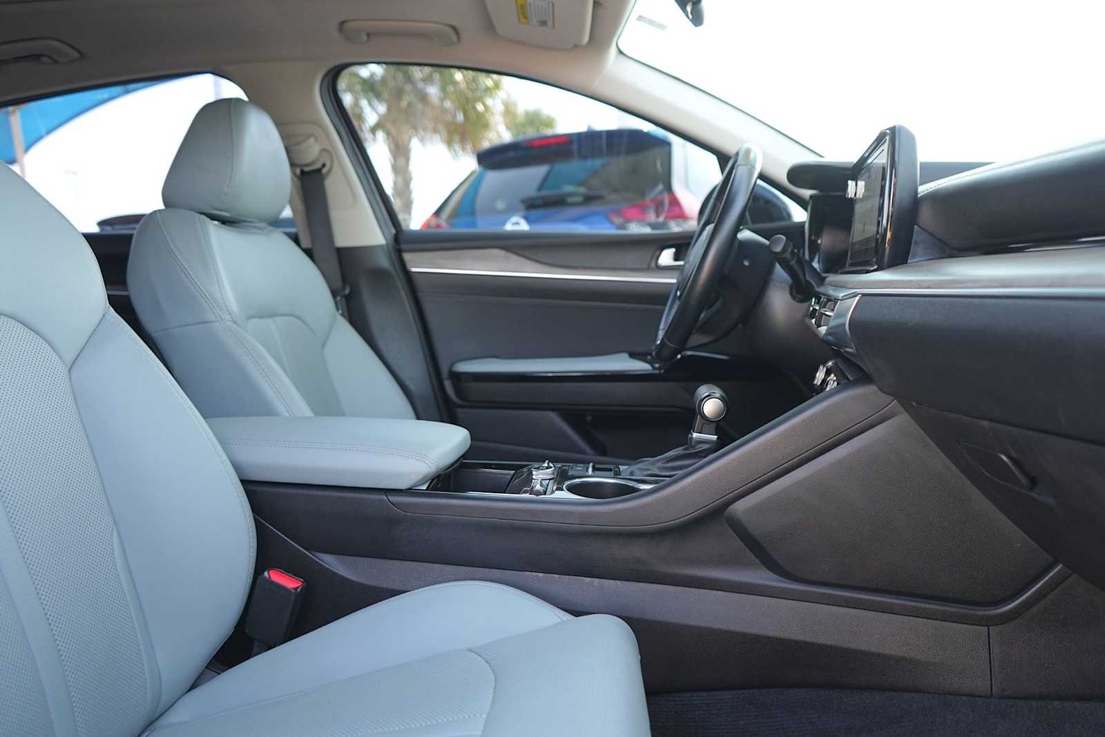 Thumbnail: 2023 Kia K5 - 15