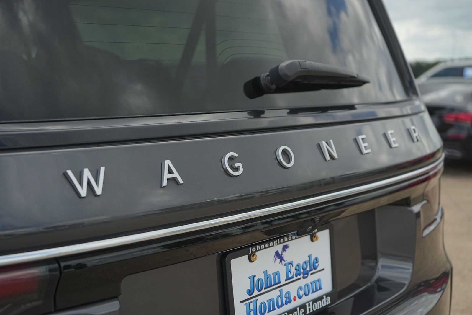 Thumbnail: 2024 Jeep Wagoneer - 7