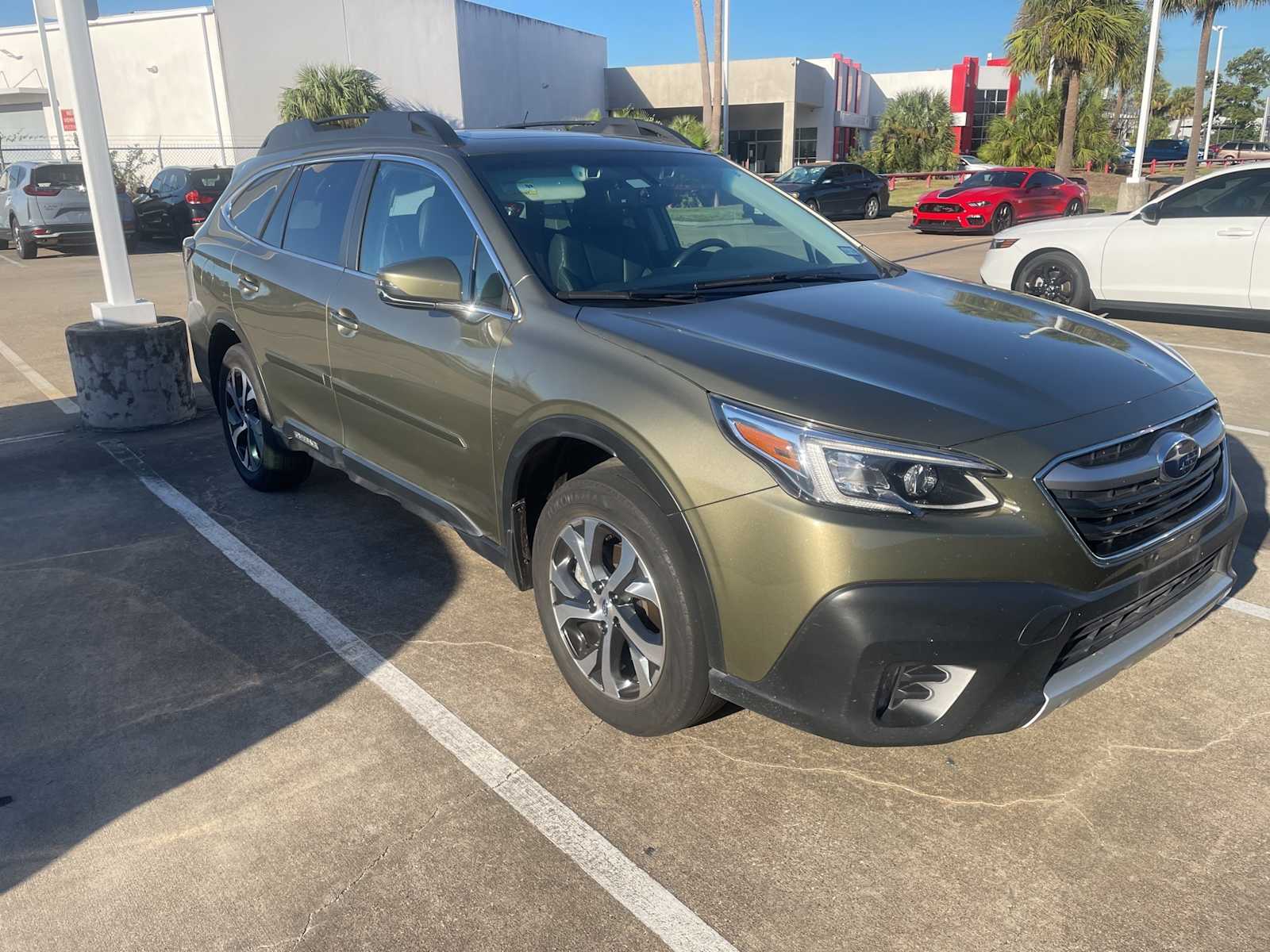 2022 Subaru Outback Limited photo 4