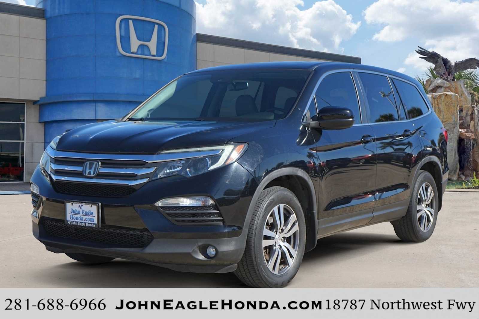 Thumbnail: 2017 Honda Pilot - 1