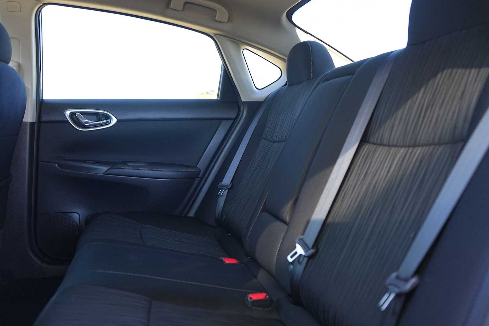 Thumbnail: 2019 Nissan Sentra - 14