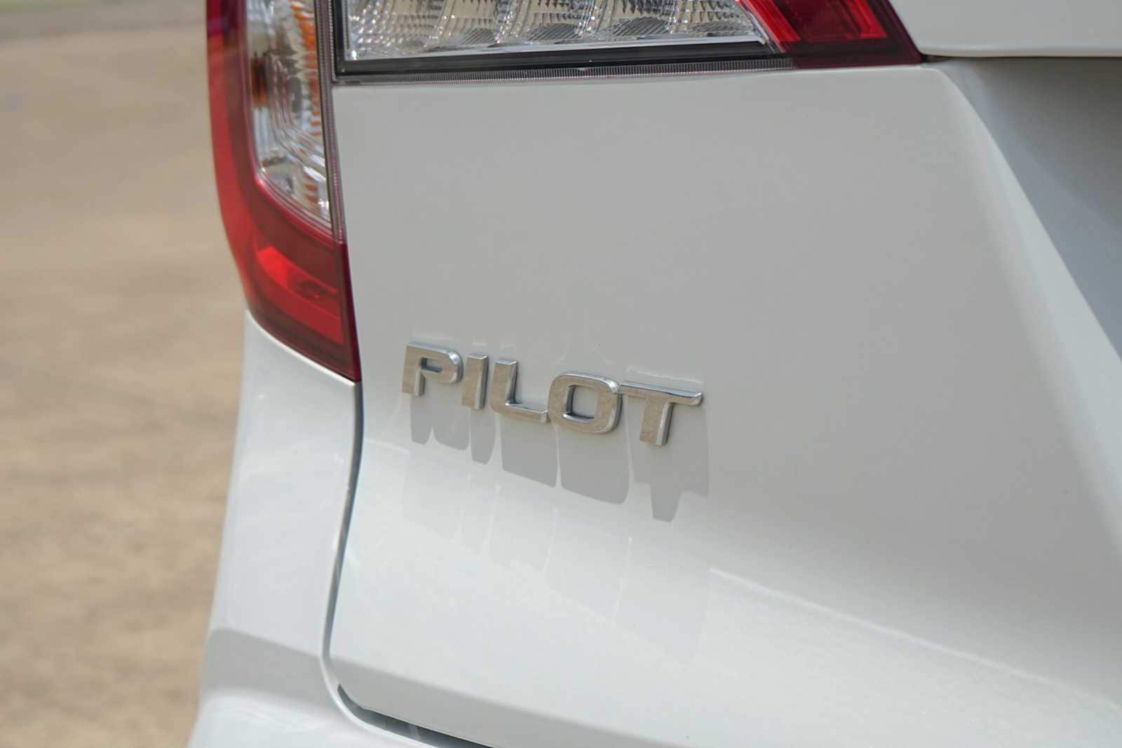Thumbnail: 2022 Honda Pilot - 8