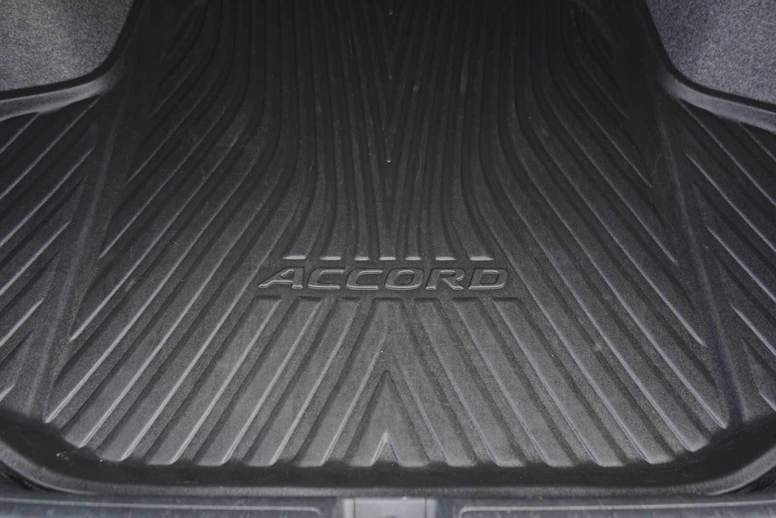 Thumbnail: 2018 Honda Accord - 27