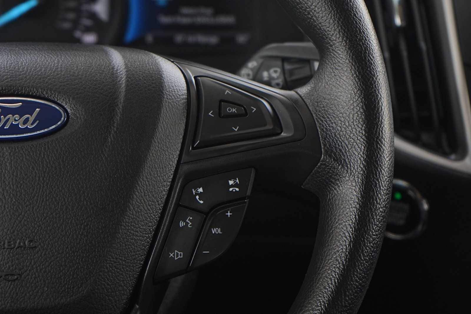 Thumbnail: 2023 Ford Edge - 18