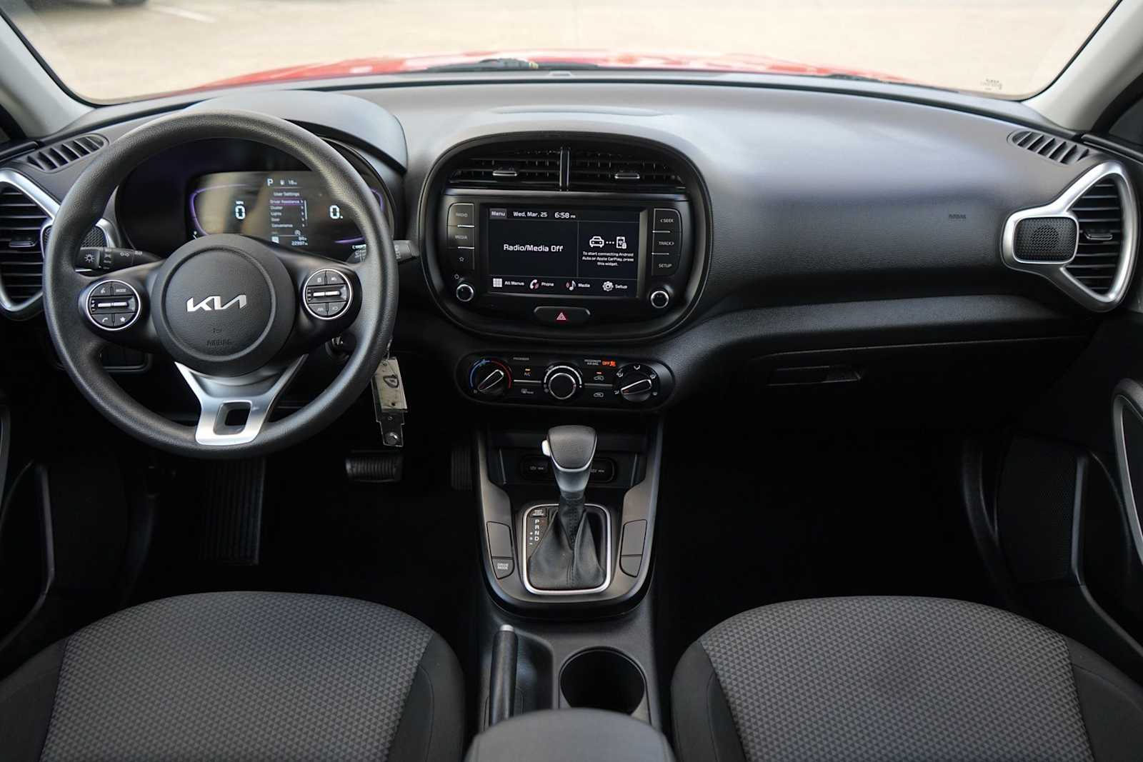 Thumbnail: 2023 Kia Soul - 10