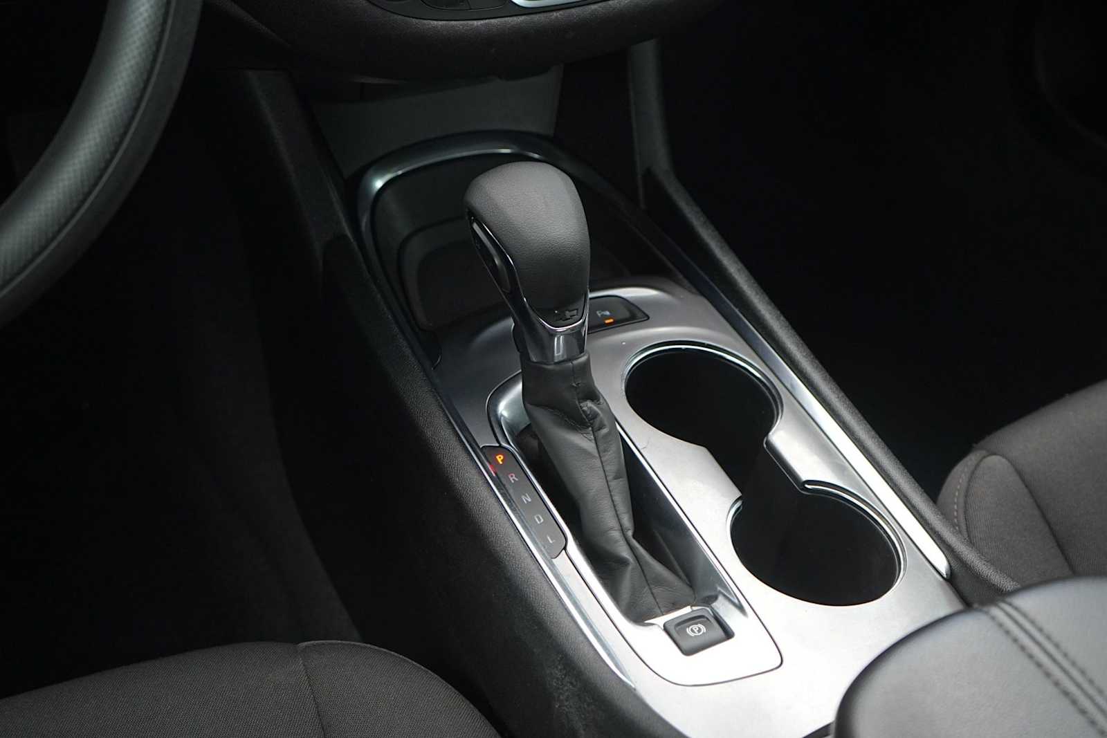 Thumbnail: 2024 Chevrolet Malibu - 21