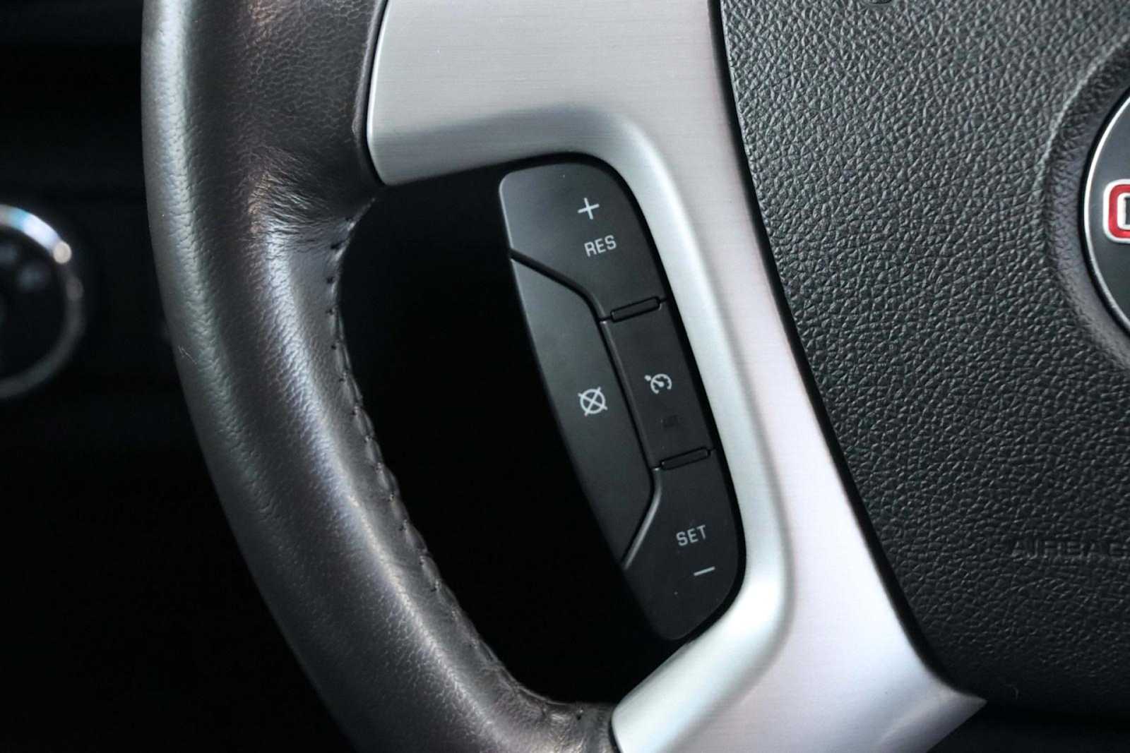 Thumbnail: 2012 GMC Acadia - 22
