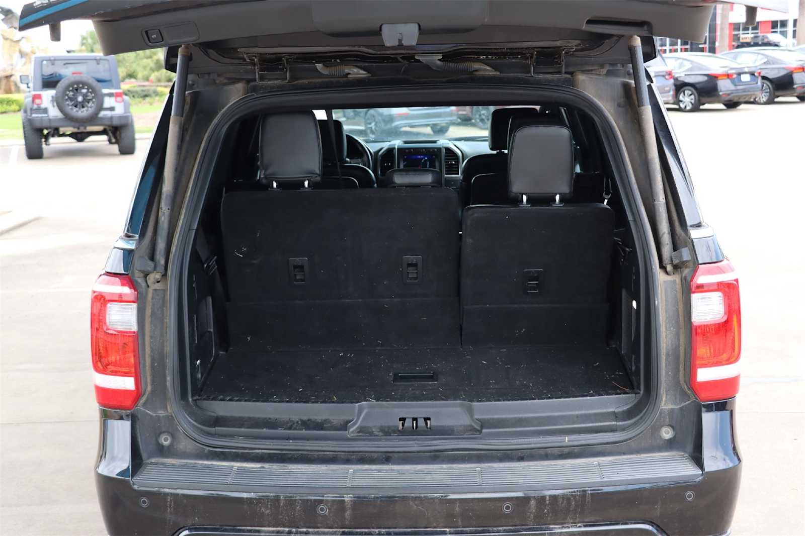 Thumbnail: 2021 Ford Expedition - 24
