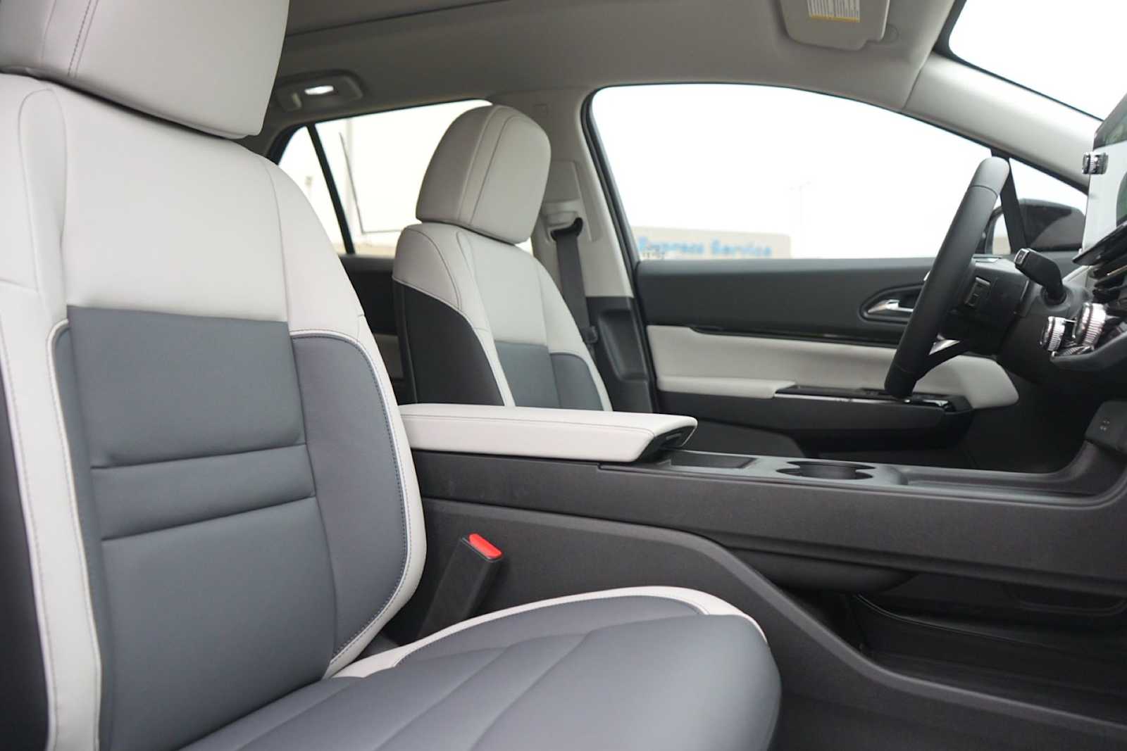 Thumbnail: 2026 Honda Prologue - 14