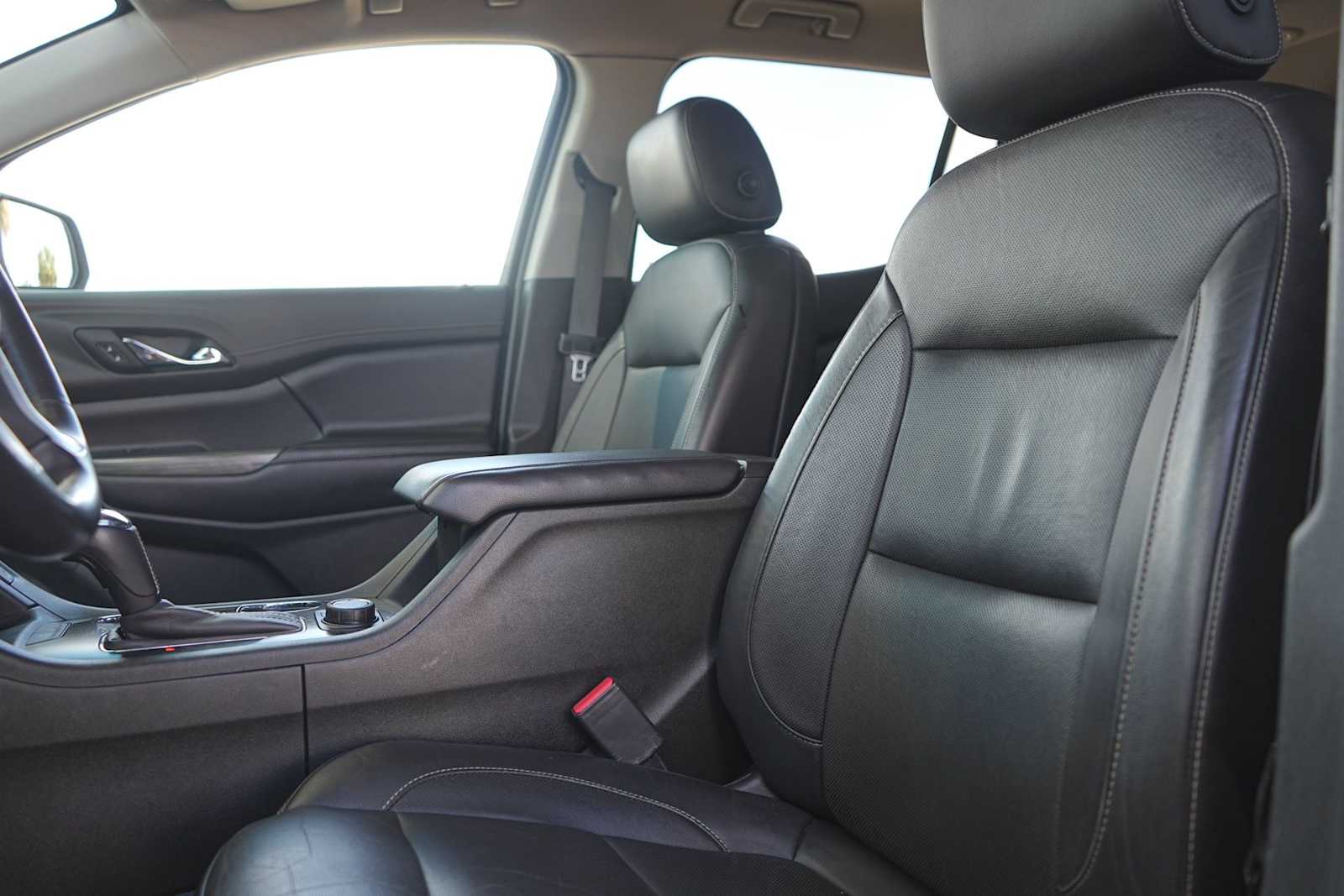 Thumbnail: 2019 GMC Acadia - 11