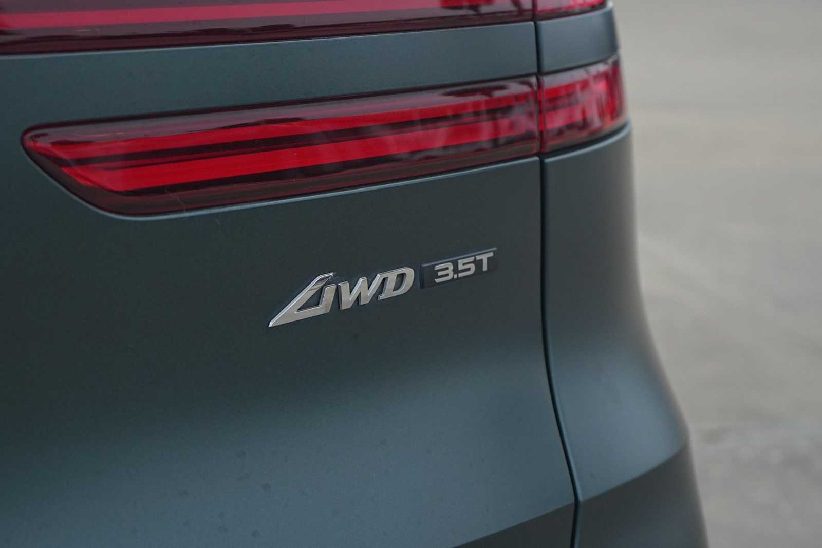 Thumbnail: 2024 Genesis GV70 - 8