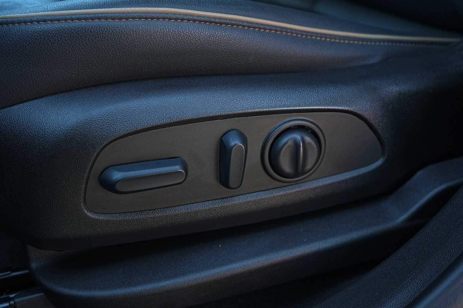 Thumbnail: 2023 Chevrolet Blazer - 12