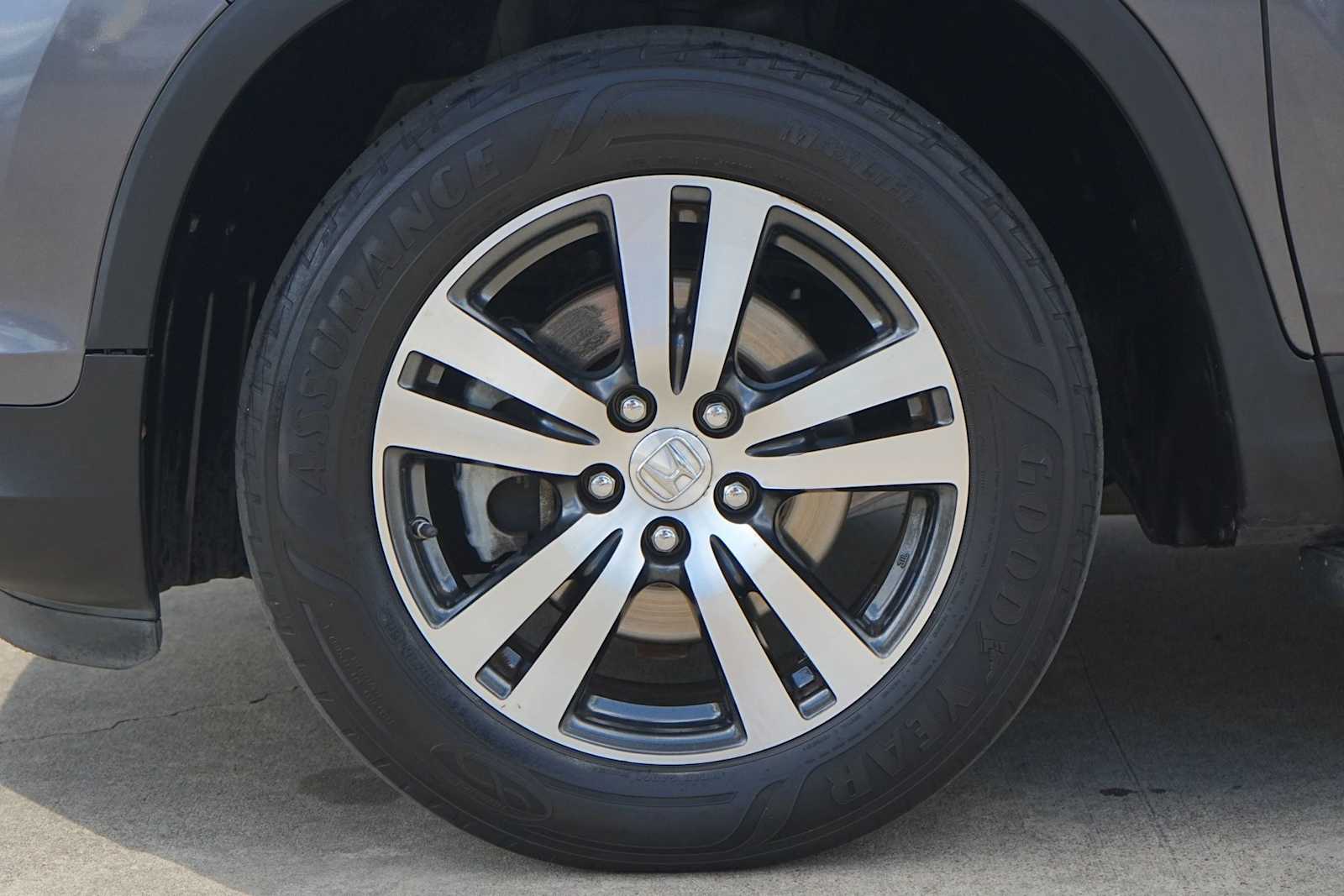 Thumbnail: 2016 Honda Pilot - 7