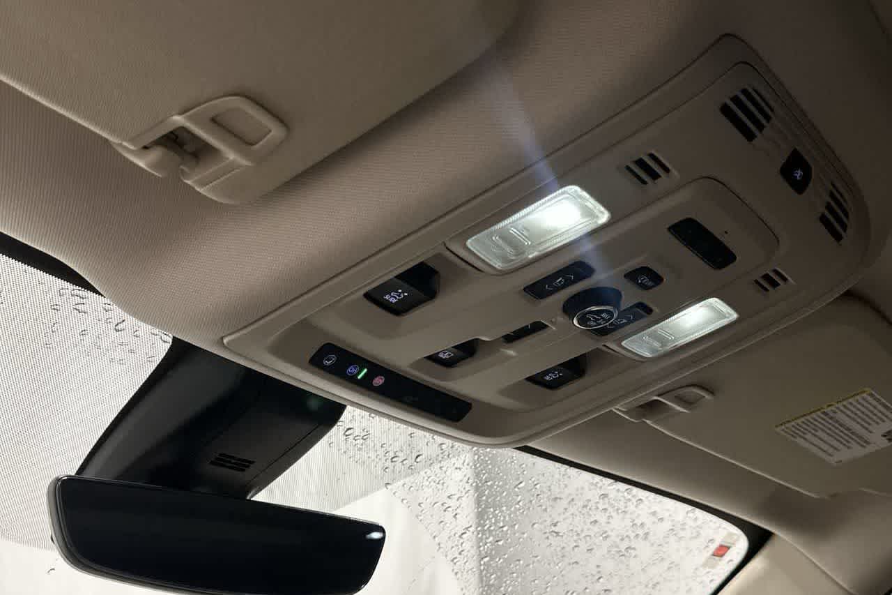 2021 GMC Yukon XL Denali - Photo 19