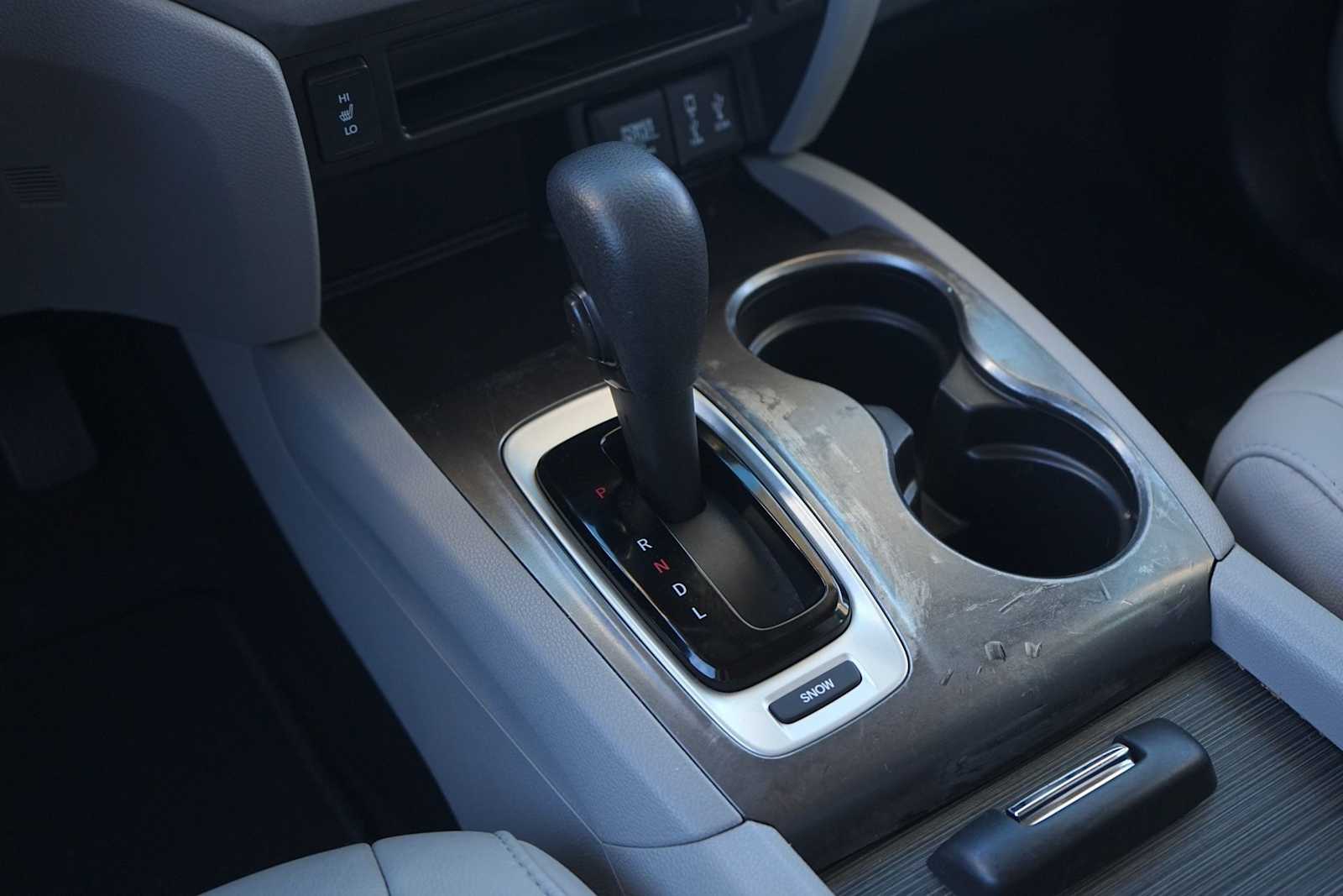 Thumbnail: 2017 Honda Pilot - 20