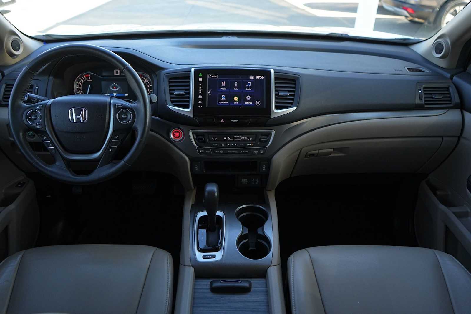 Thumbnail: 2016 Honda Pilot - 10