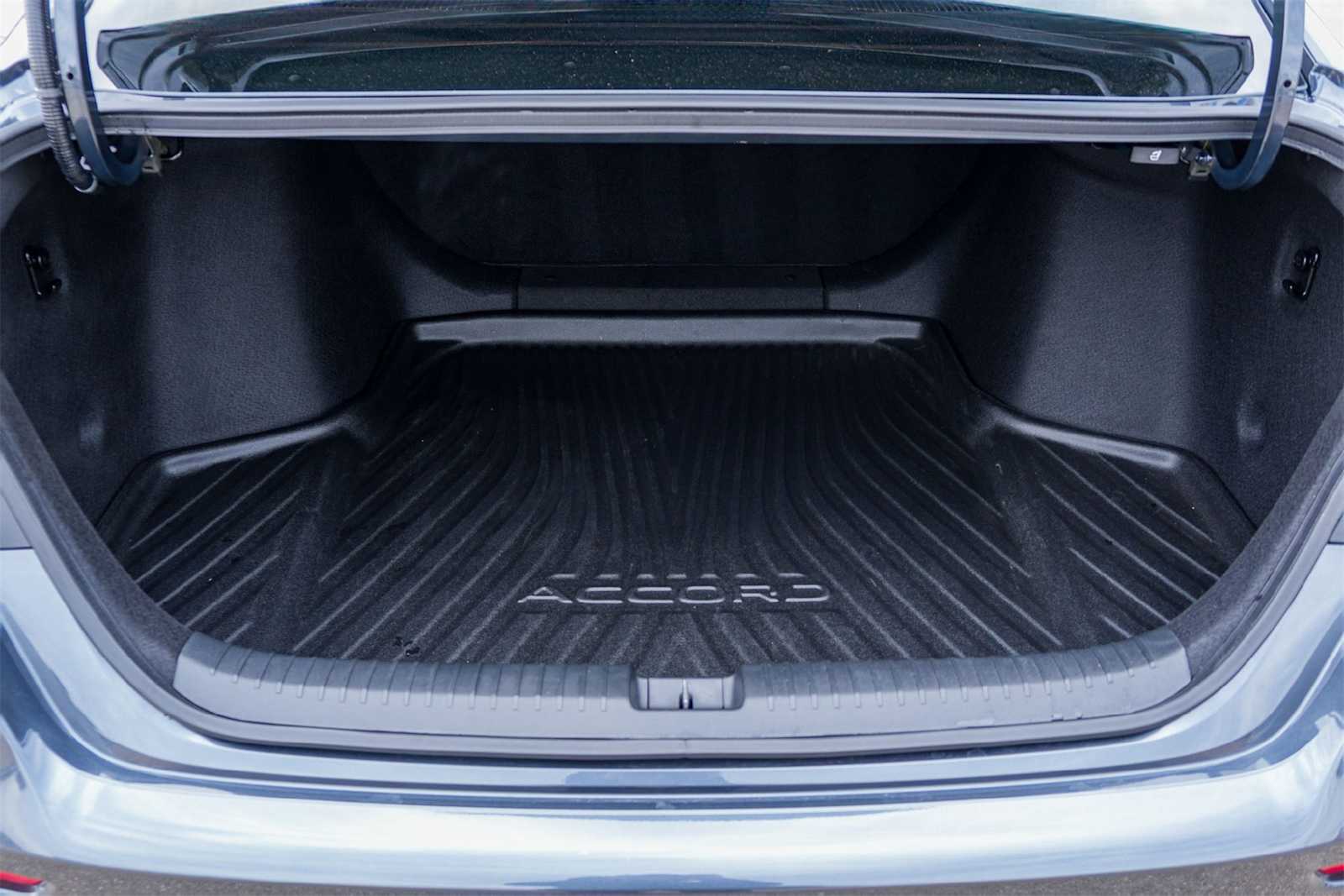 Thumbnail: 2025 Honda Accord - 19