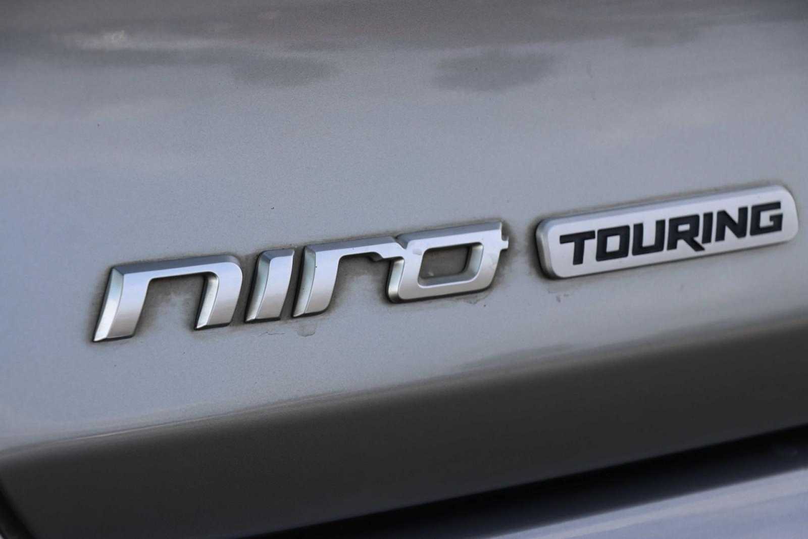 Thumbnail: 2022 Kia Niro - 7