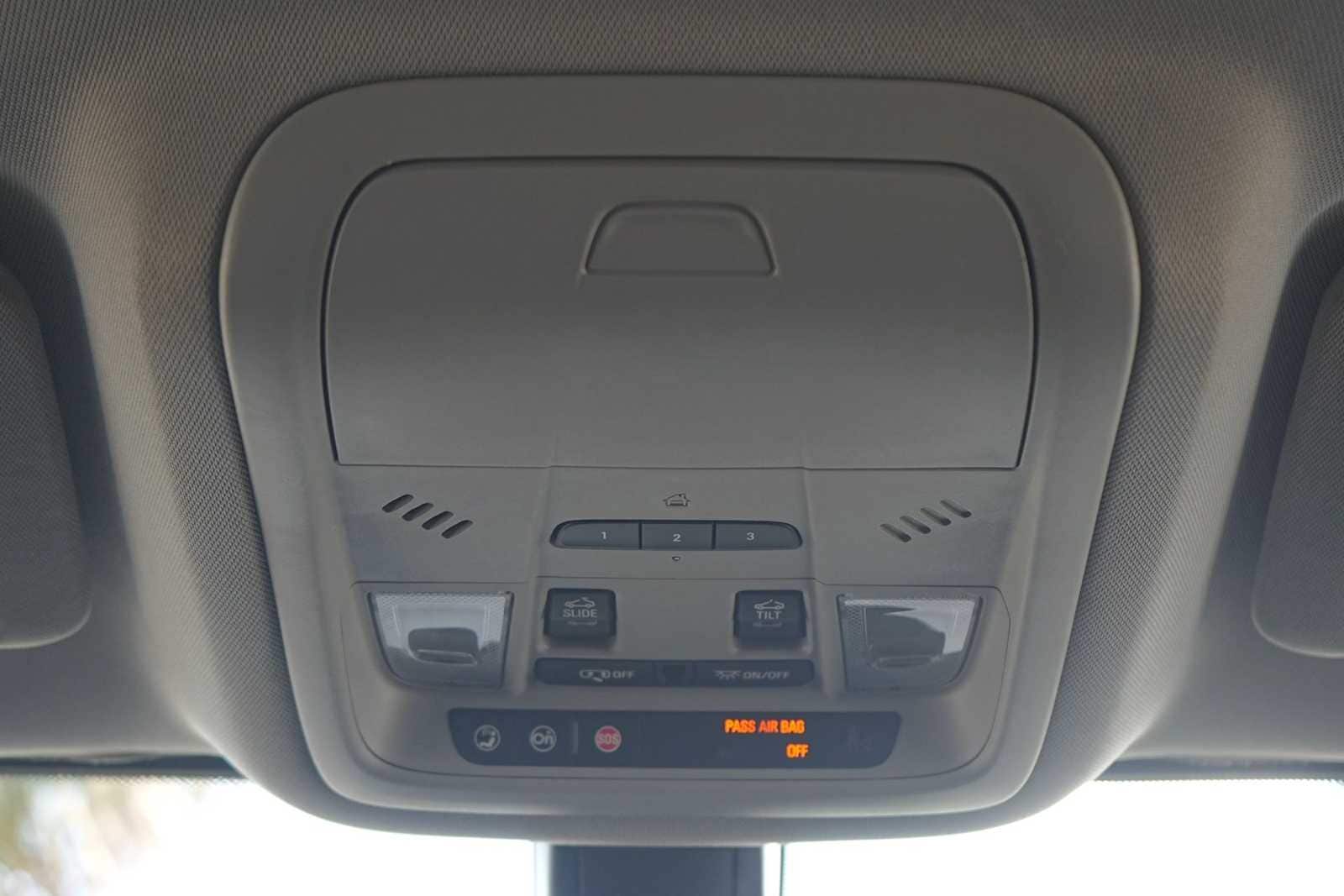 Thumbnail: 2019 GMC Acadia - 23