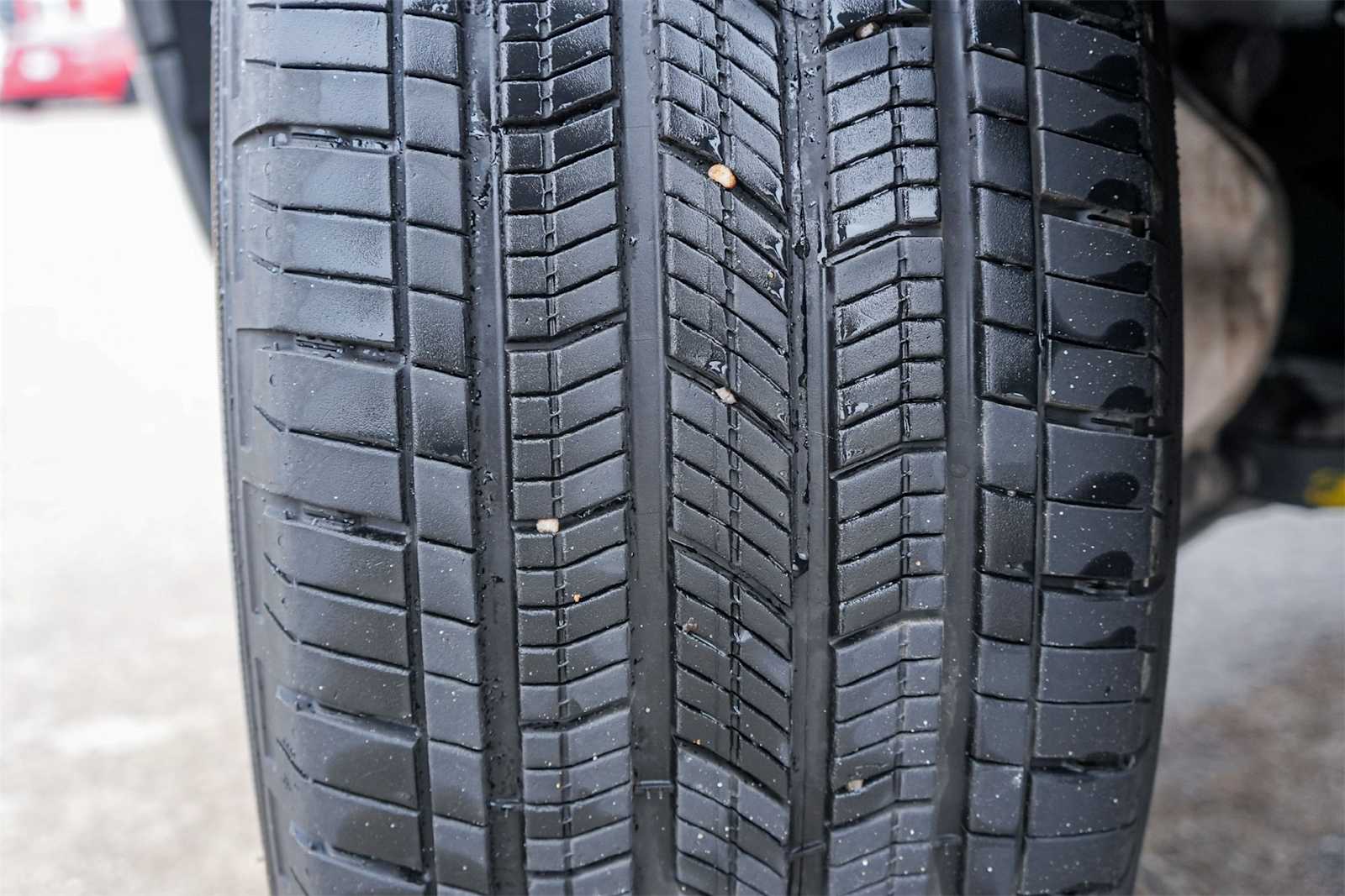 Thumbnail: 2023 Jeep Grand Cherokee - 29