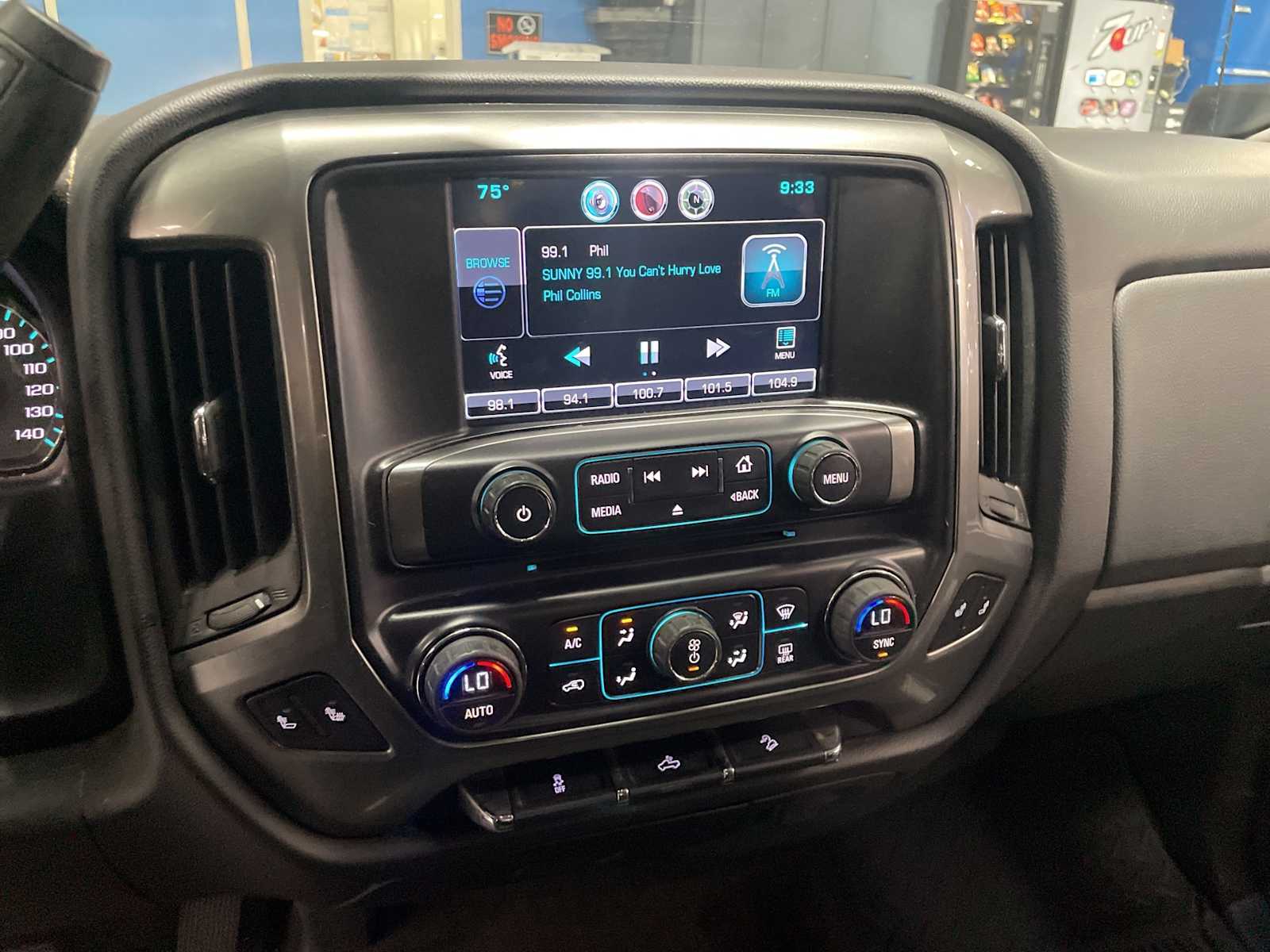 Thumbnail: 2015 Chevrolet Silverado 1500 - 7