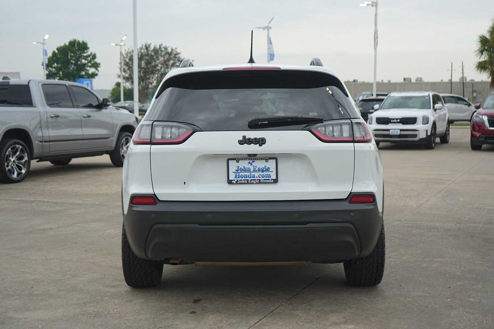 Thumbnail: 2021 Jeep Cherokee - 4
