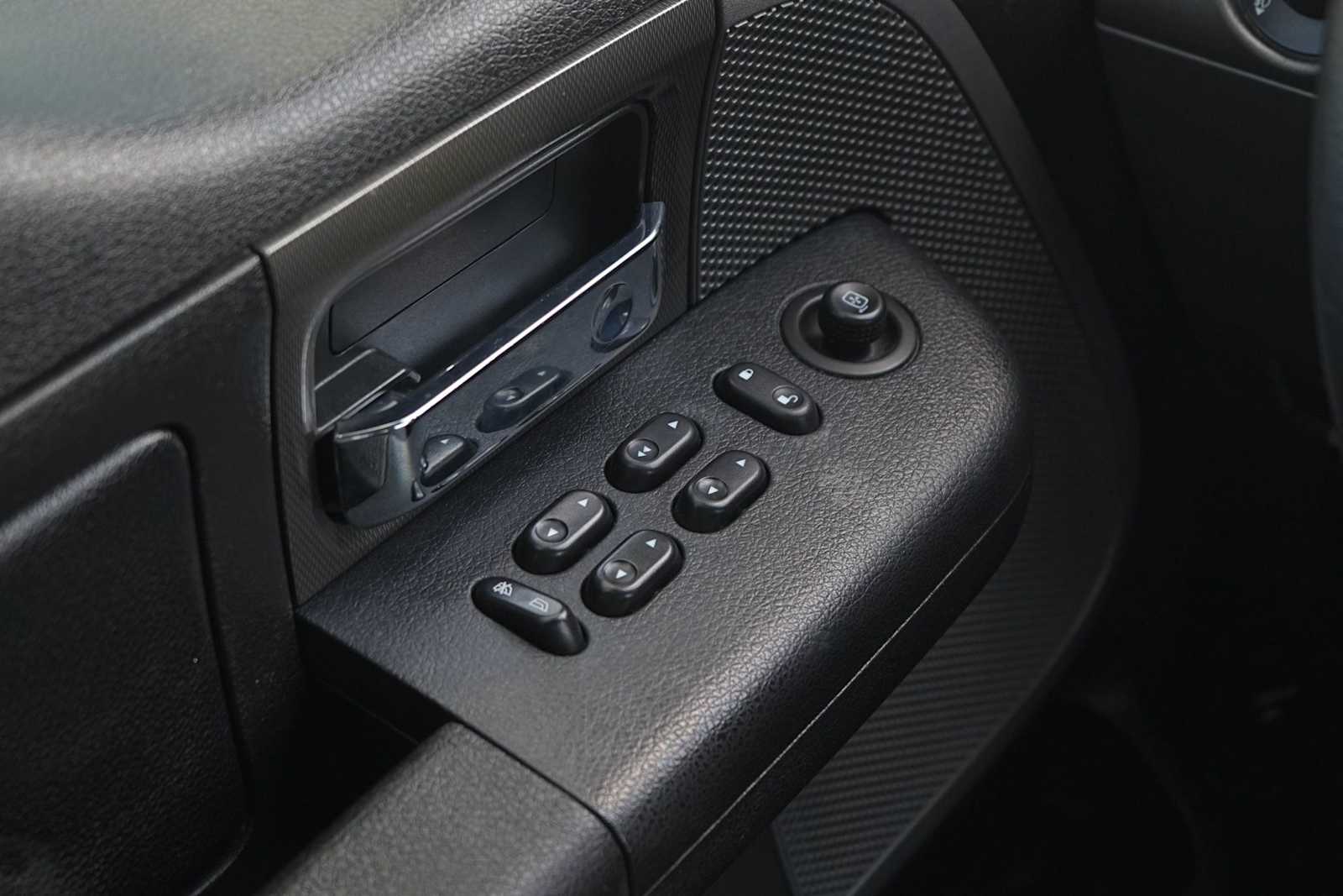 Thumbnail: 2008 Ford Econoline - 24