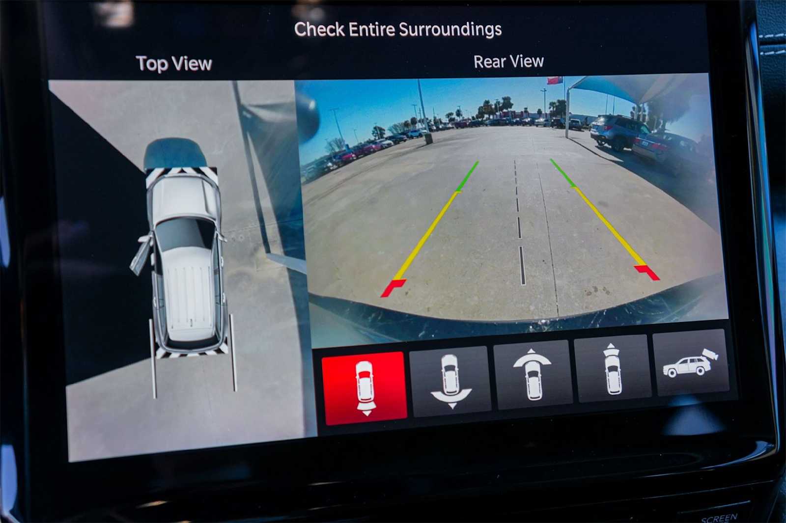 Thumbnail: 2023 Jeep Grand Cherokee - 24