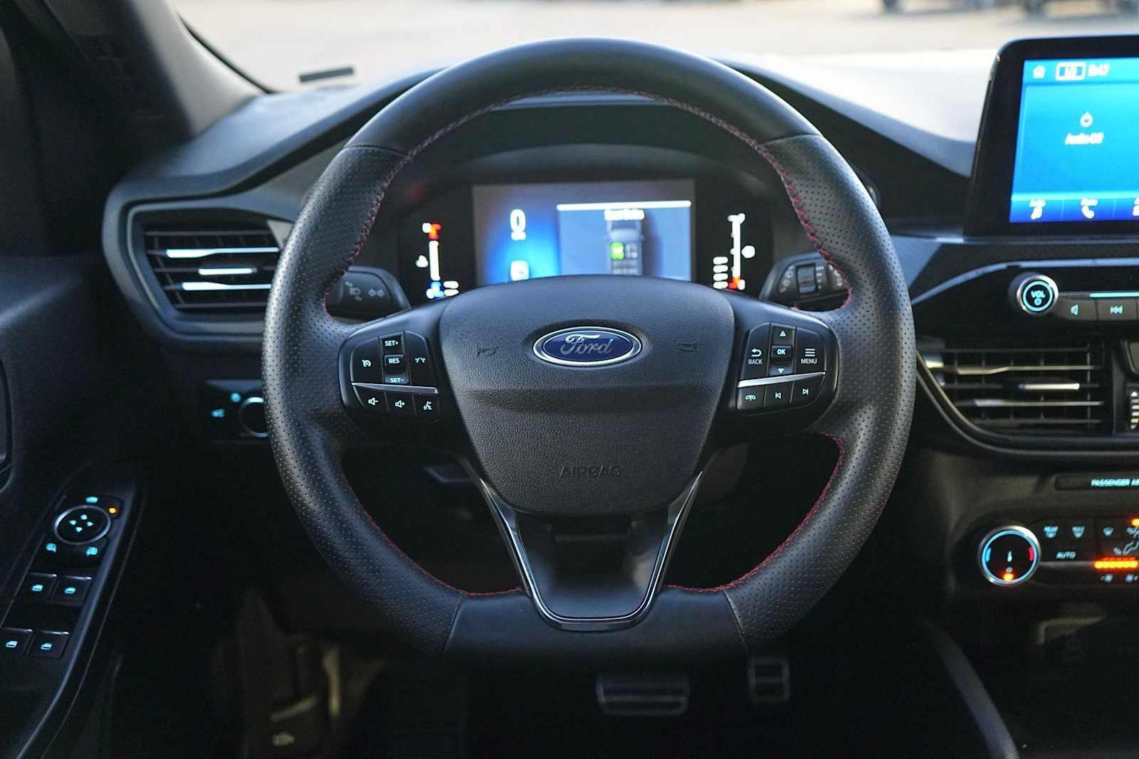 Thumbnail: 2024 Ford Escape - 16