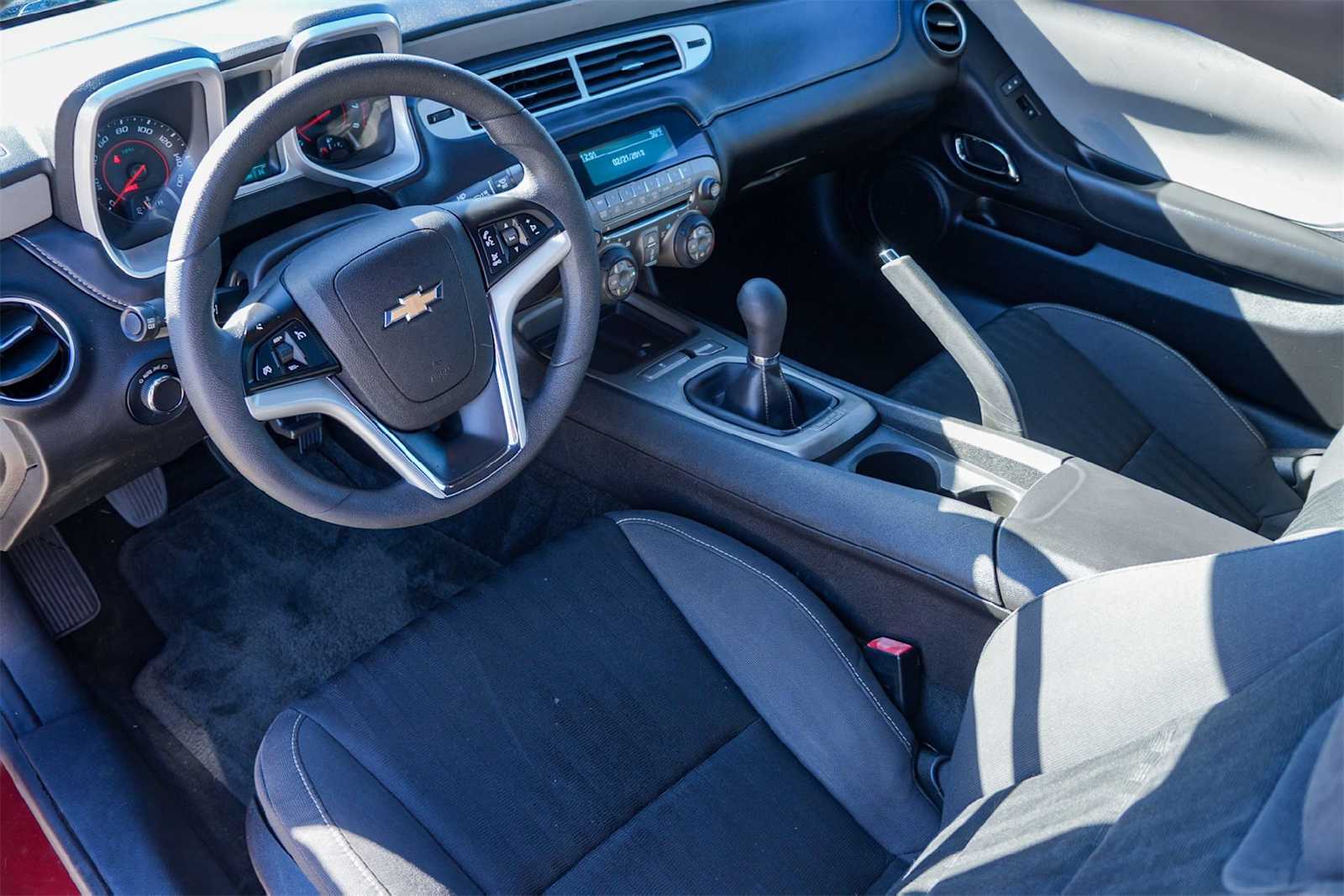 Thumbnail: 2015 Chevrolet Camaro - 2