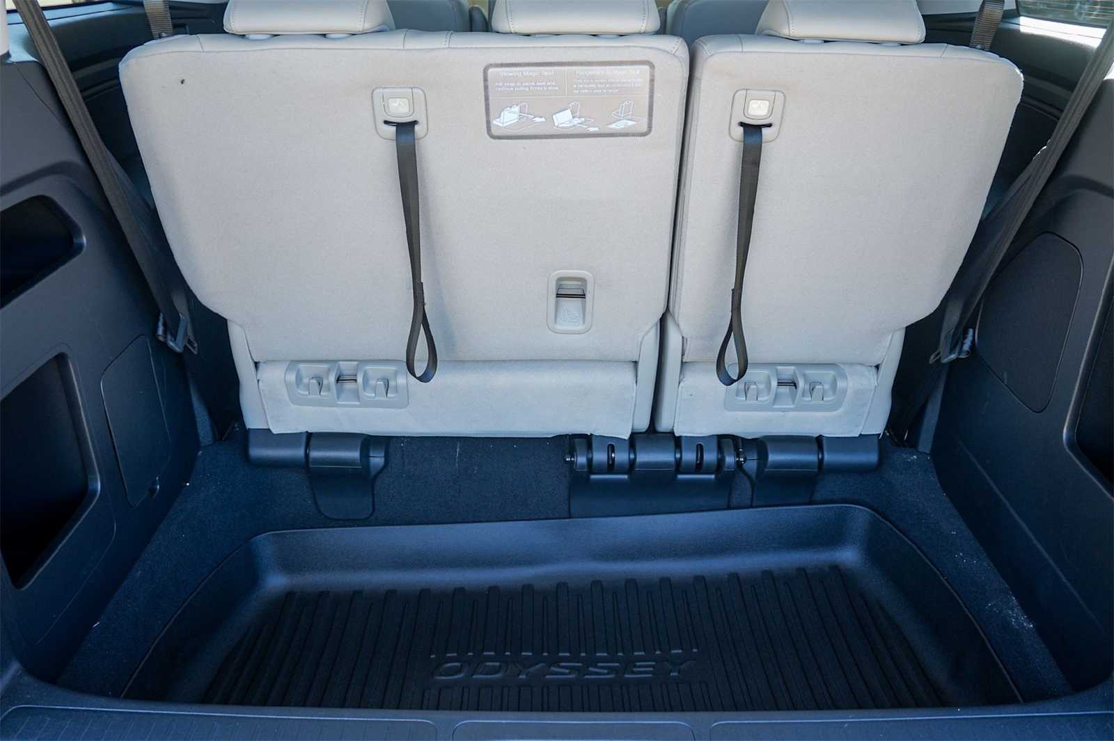 Thumbnail: 2026 Honda Odyssey - 19