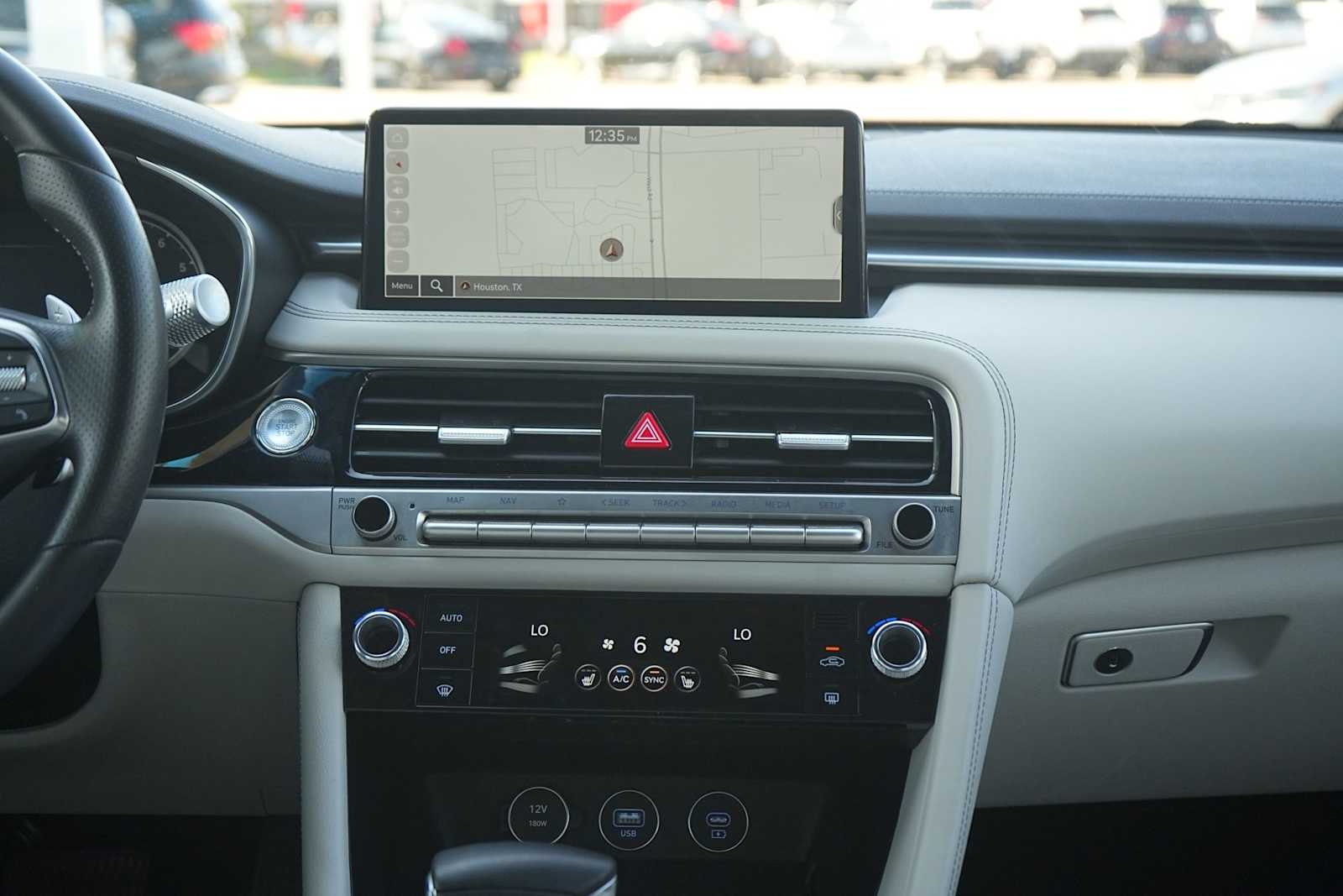 Thumbnail: 2024 Genesis G70 - 19