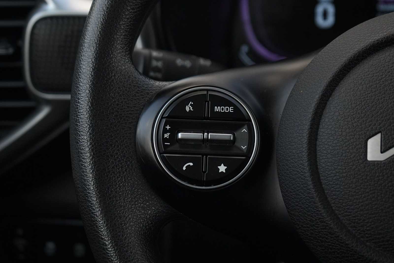 Thumbnail: 2023 Kia Soul - 17