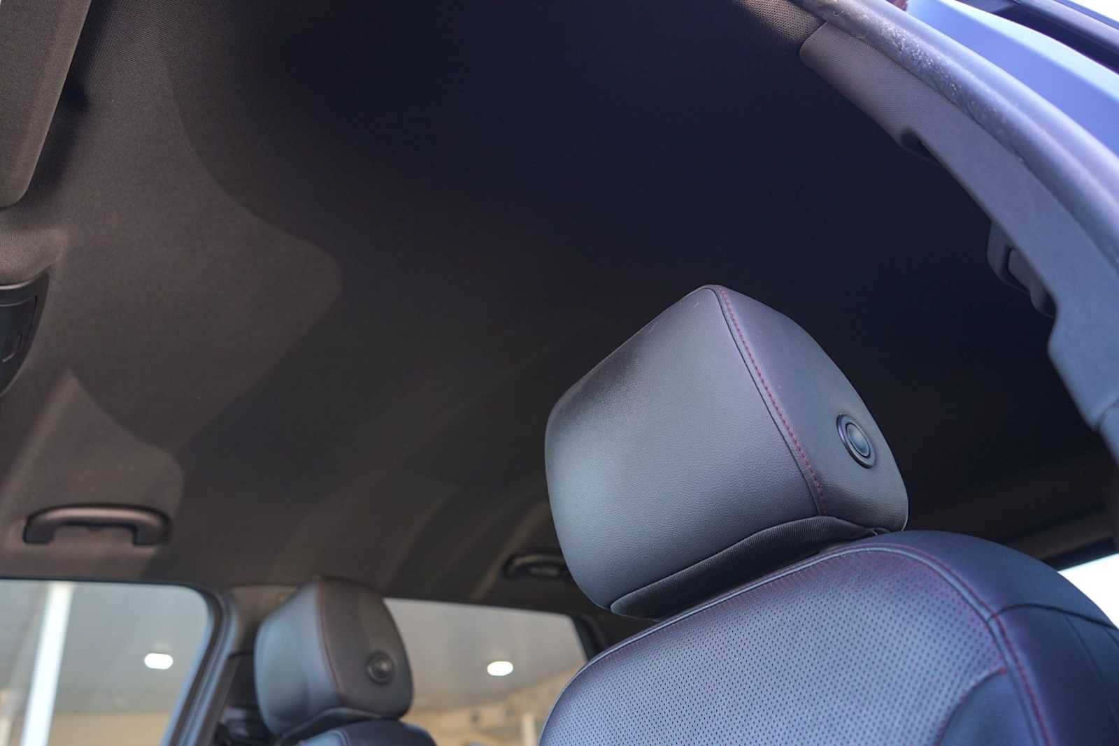 Thumbnail: 2020 Chevrolet Blazer - 25