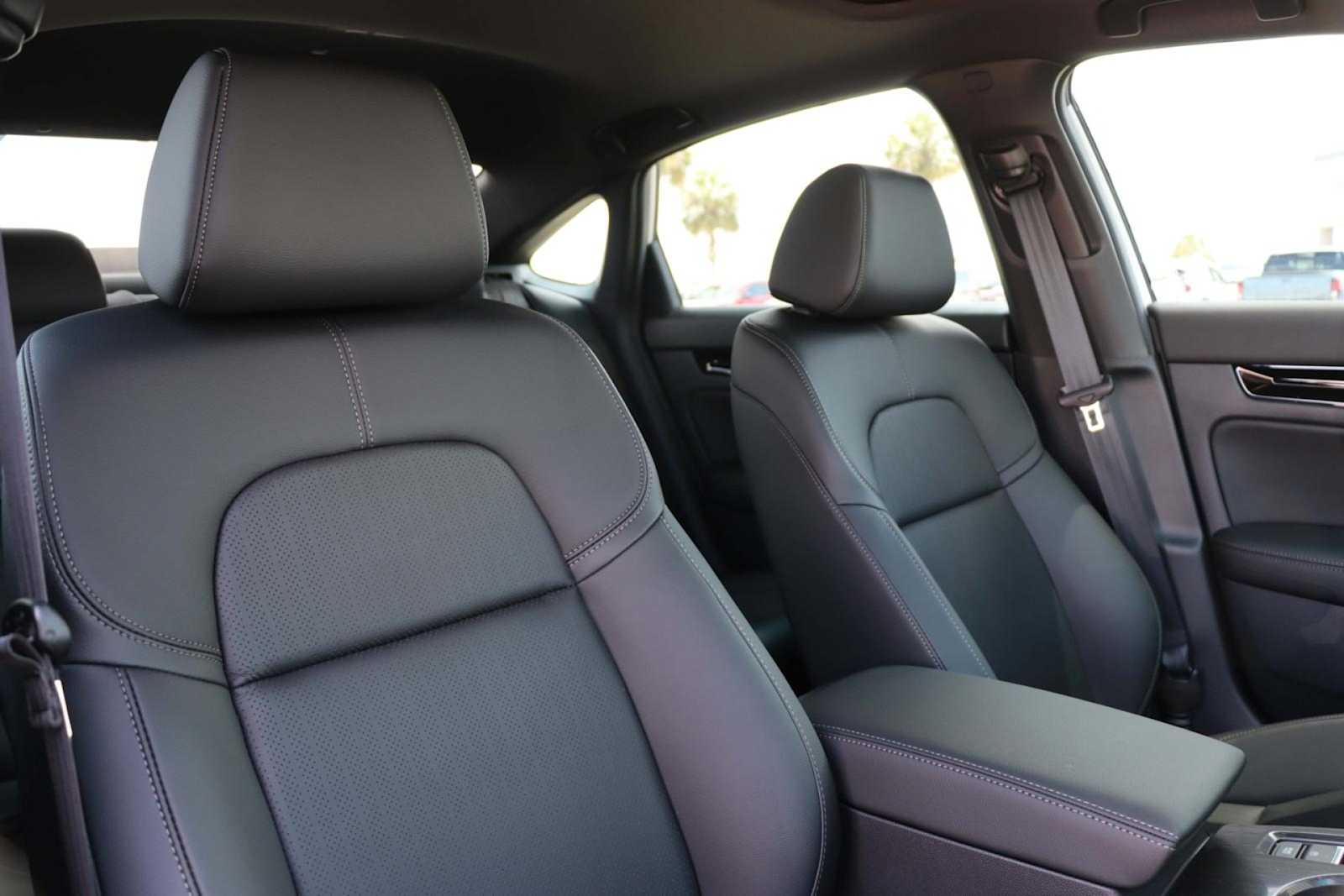 Thumbnail: 2025 Honda Civic - 12