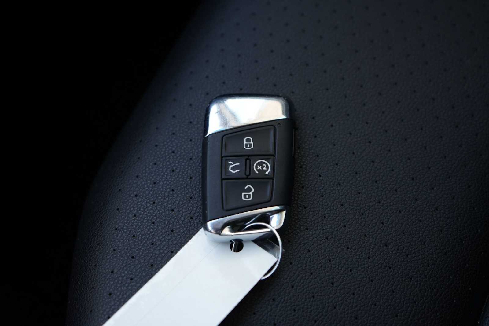 Thumbnail: 2022 Volkswagen Atlas - 29