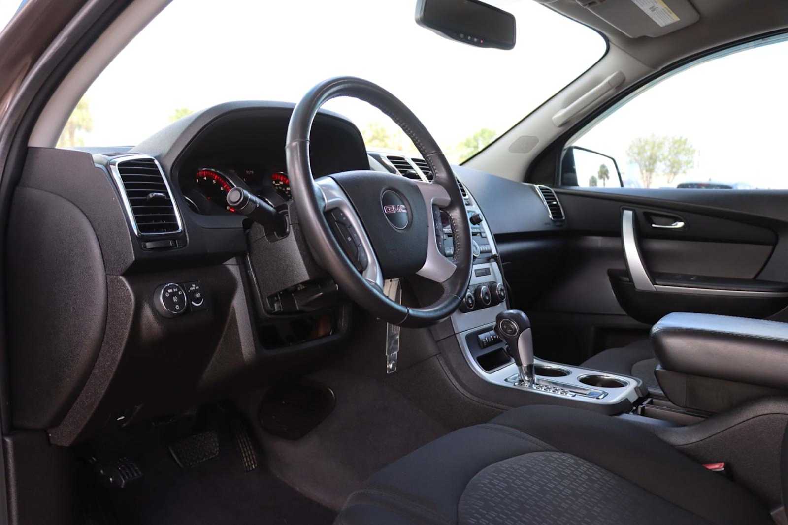 Thumbnail: 2012 GMC Acadia - 2