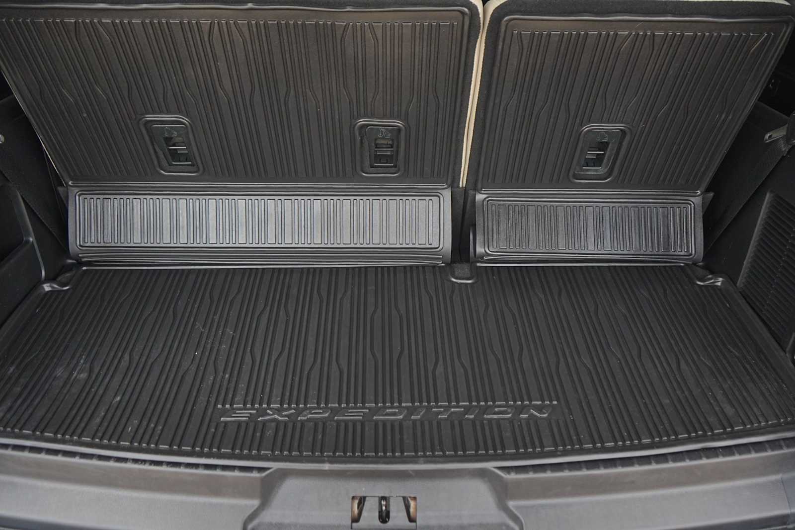 Thumbnail: 2021 Ford Expedition - 26