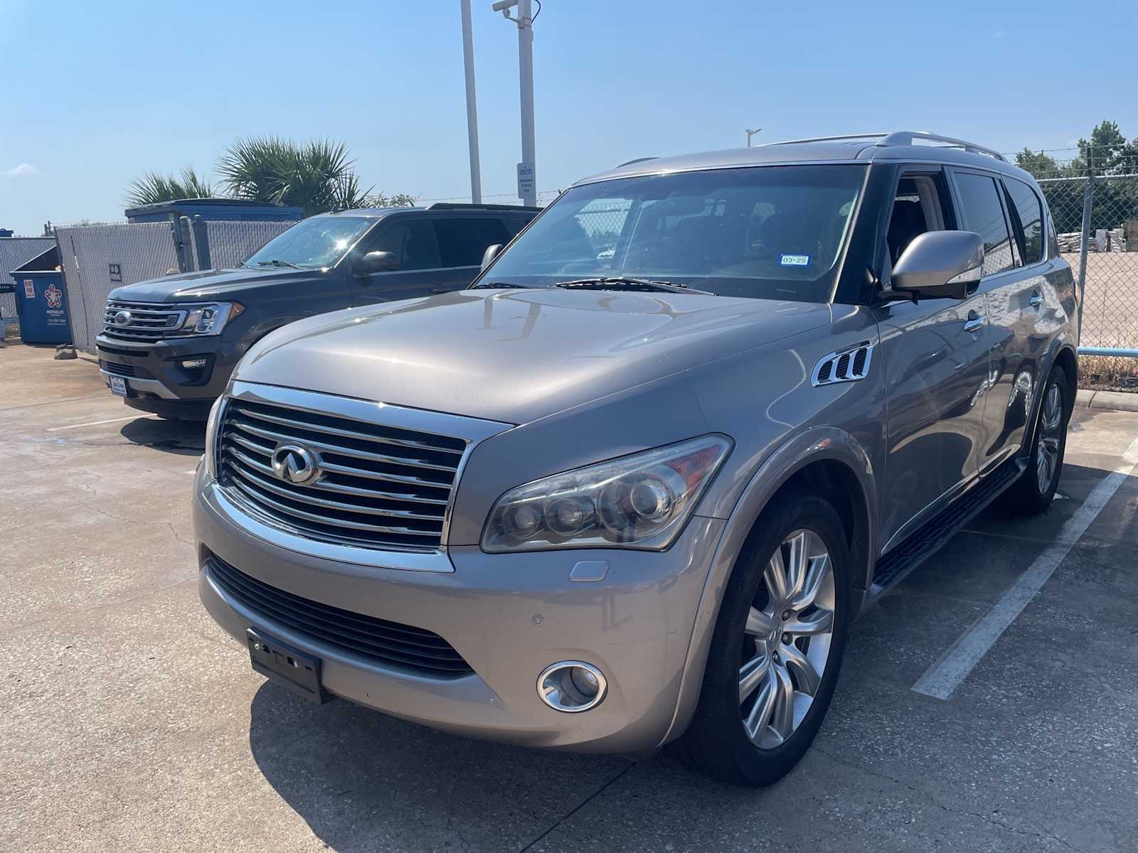 2012 INFINITI QX56 Base -
                  Houston, TX