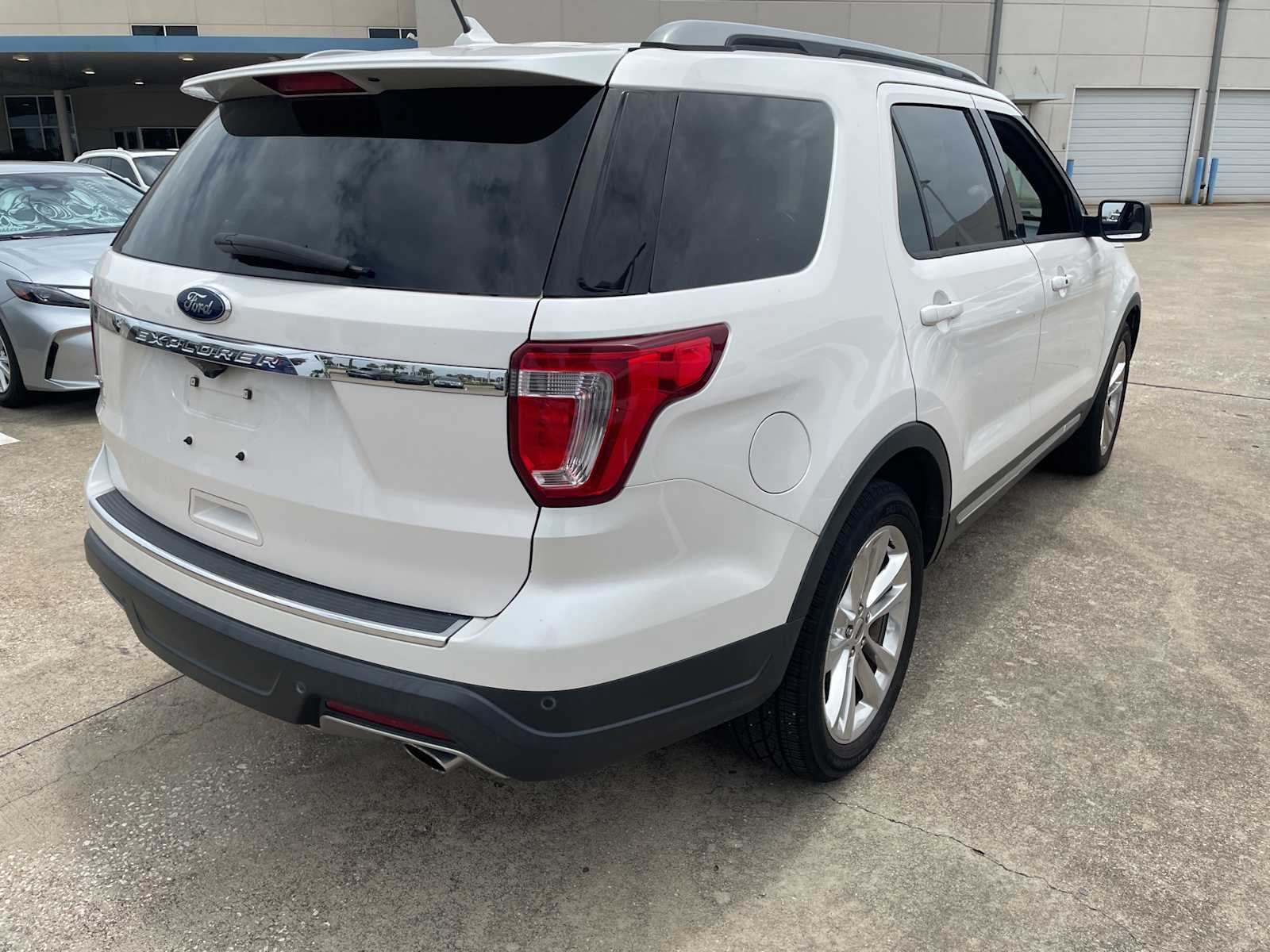 Thumbnail: 2018 Ford Explorer - 3