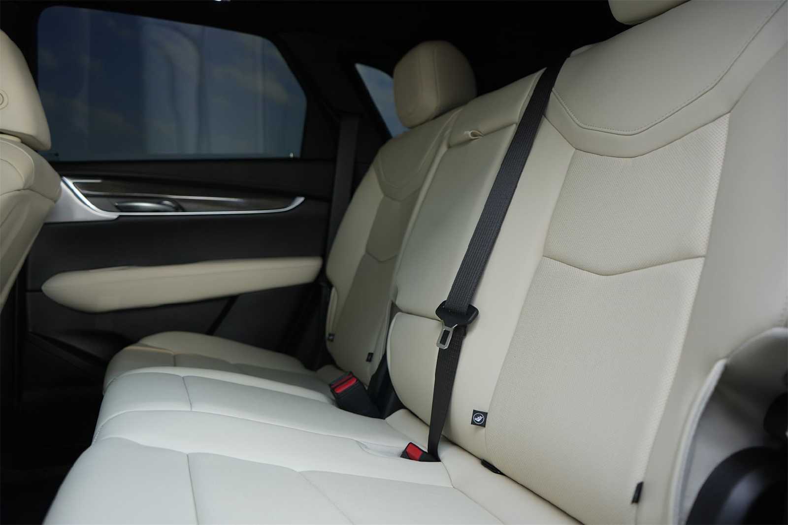 Thumbnail: 2024 Cadillac XT5 - 13