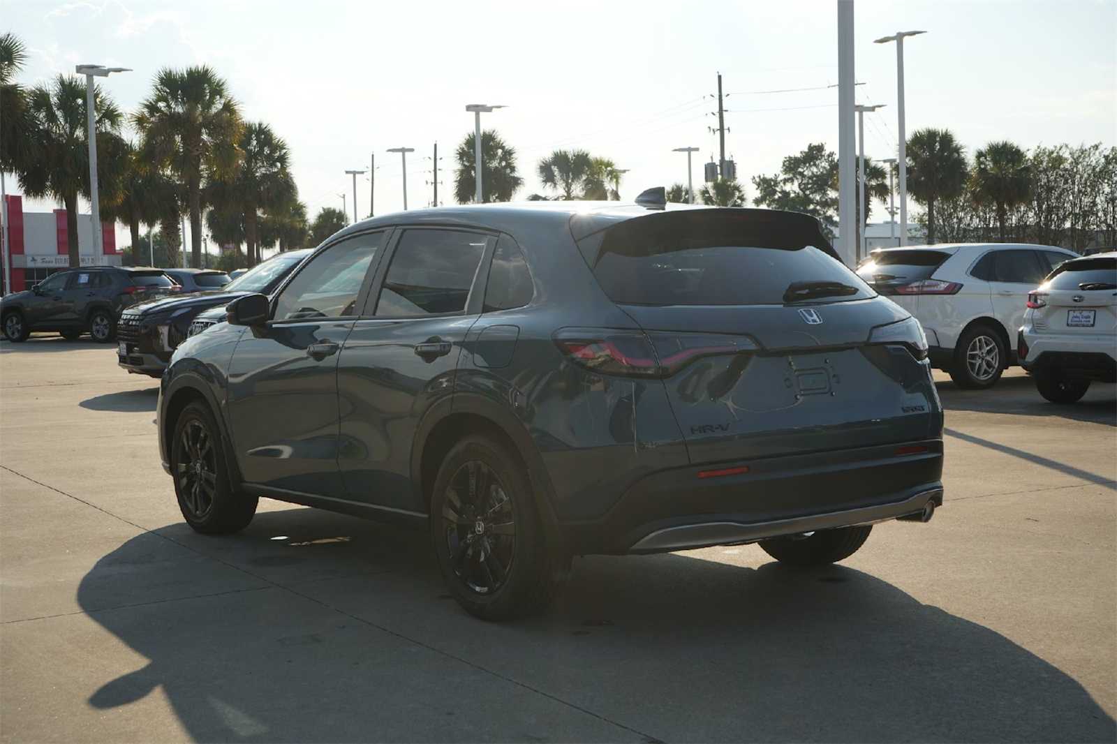 Thumbnail: 2026 Honda HR-V - 4
