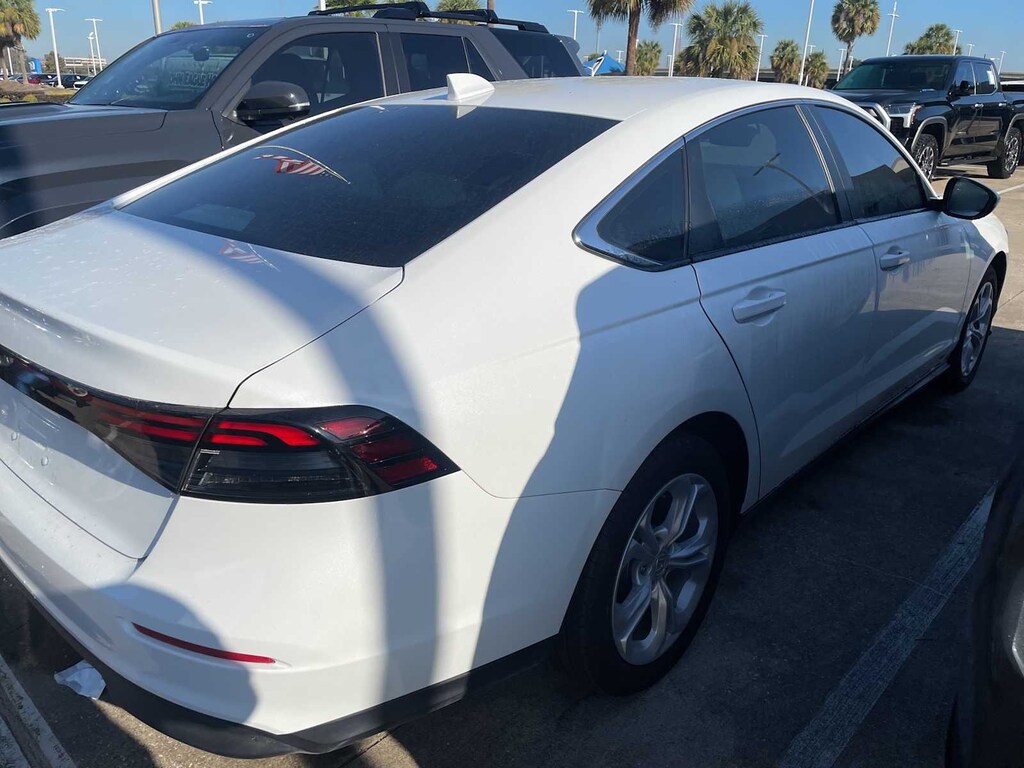 Used 2025 Honda Accord LX Sedan