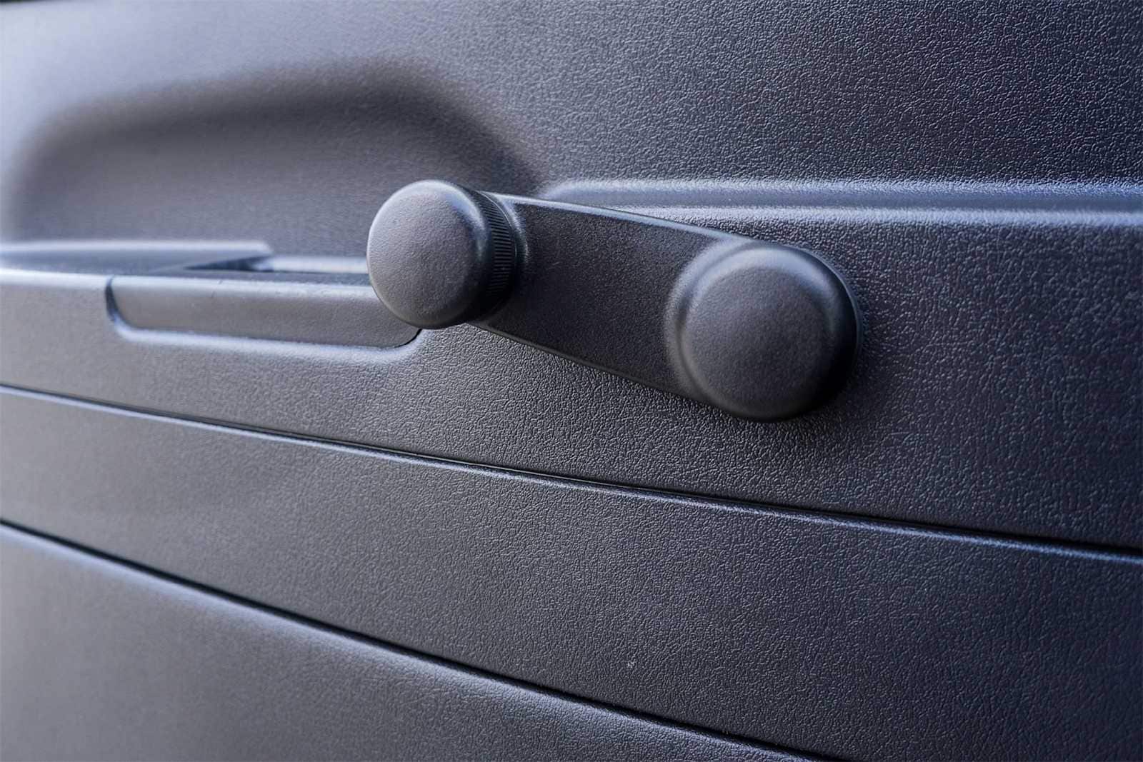 Thumbnail: 2015 Jeep Patriot - 21